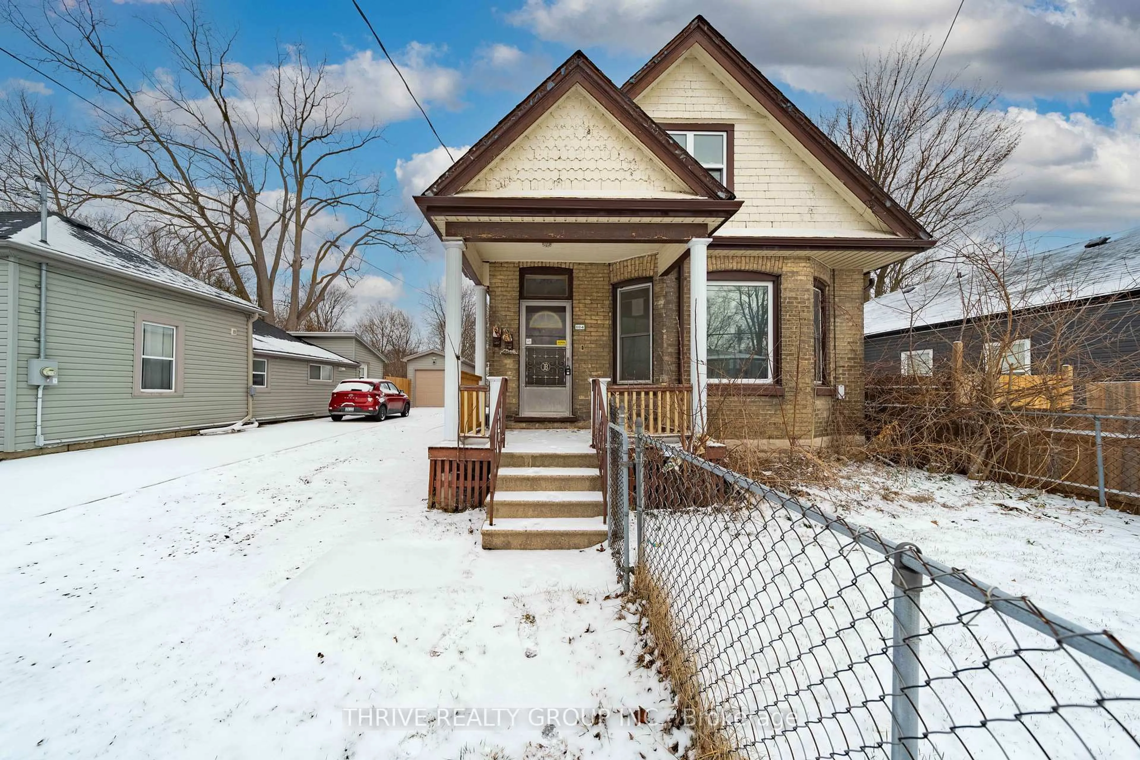 Unknown for 864 Stedwell St, London East Ontario N5Z 1L8