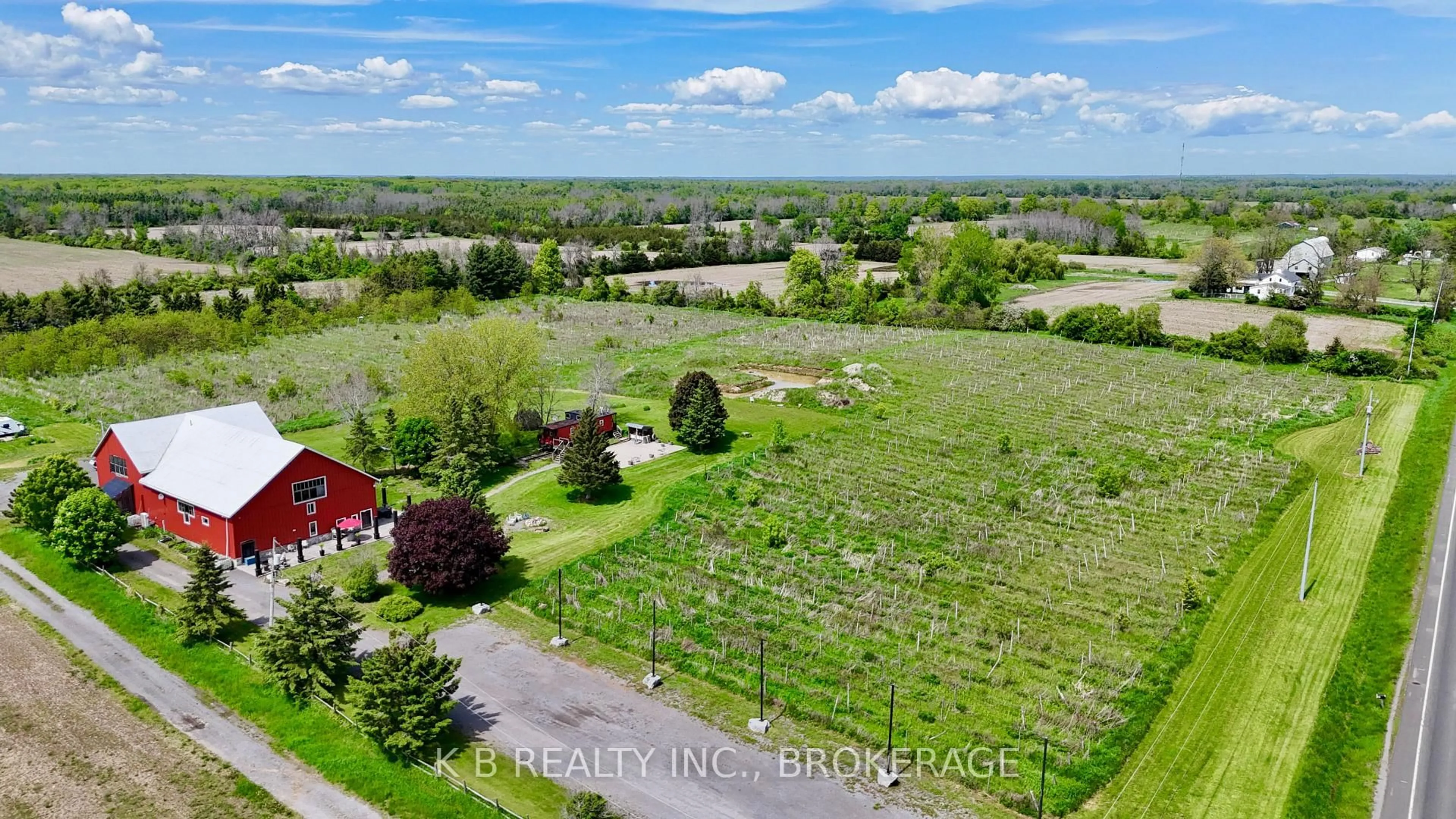 A pic from outside/outdoor area/front of a property/back of a property/a pic from drone, unknown for 9261 Loyalist Pkwy, Bath Ontario K0H 1G0
