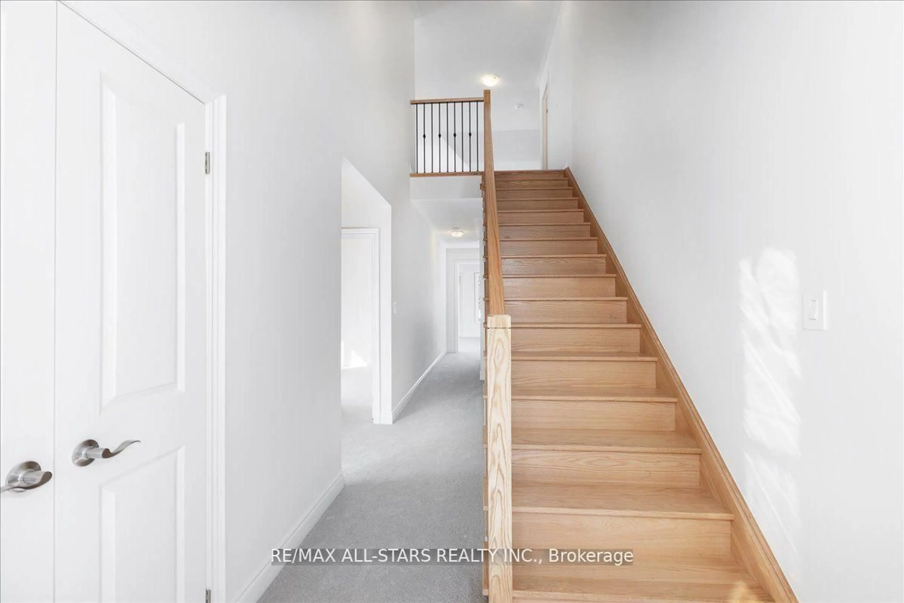 Stairs for 23 Preserve Rd, Bancroft Ontario K0L 1C0