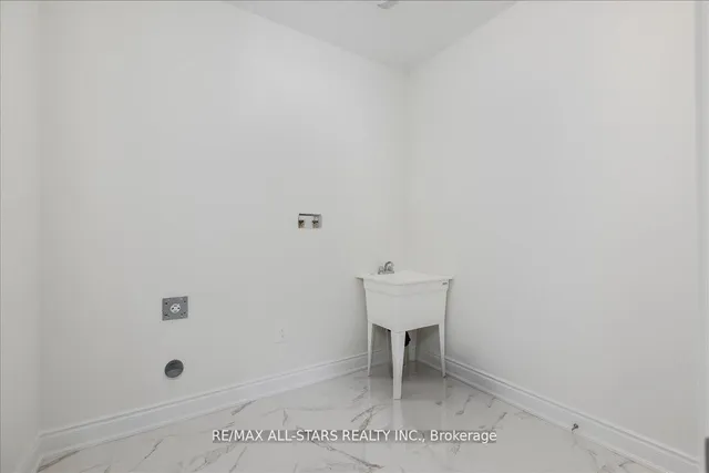 23 Preserve Rd, Bancroft 5