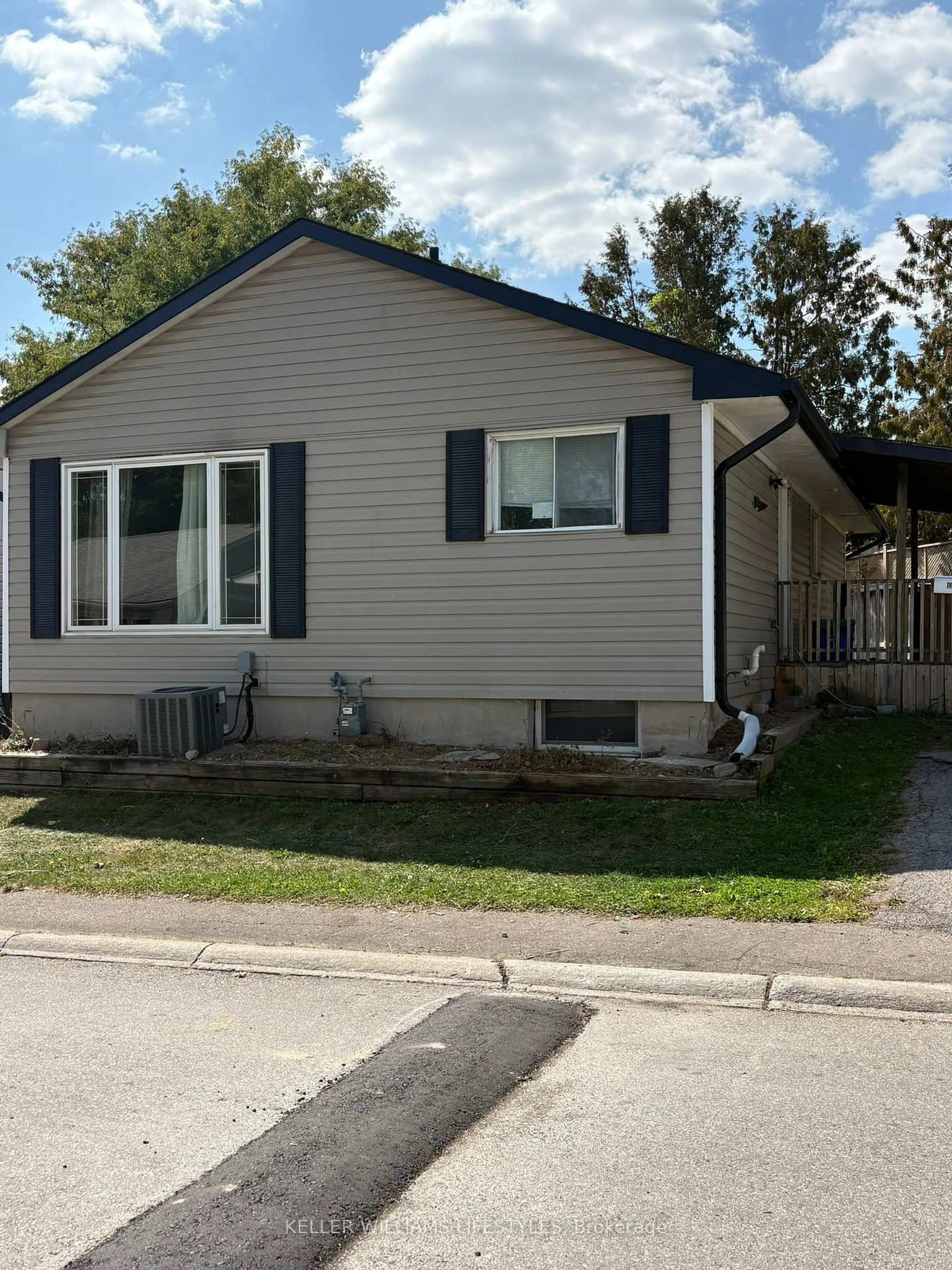 Home with vinyl exterior material, street for 1840 Culver Dr, London East Ontario N5V 3K6