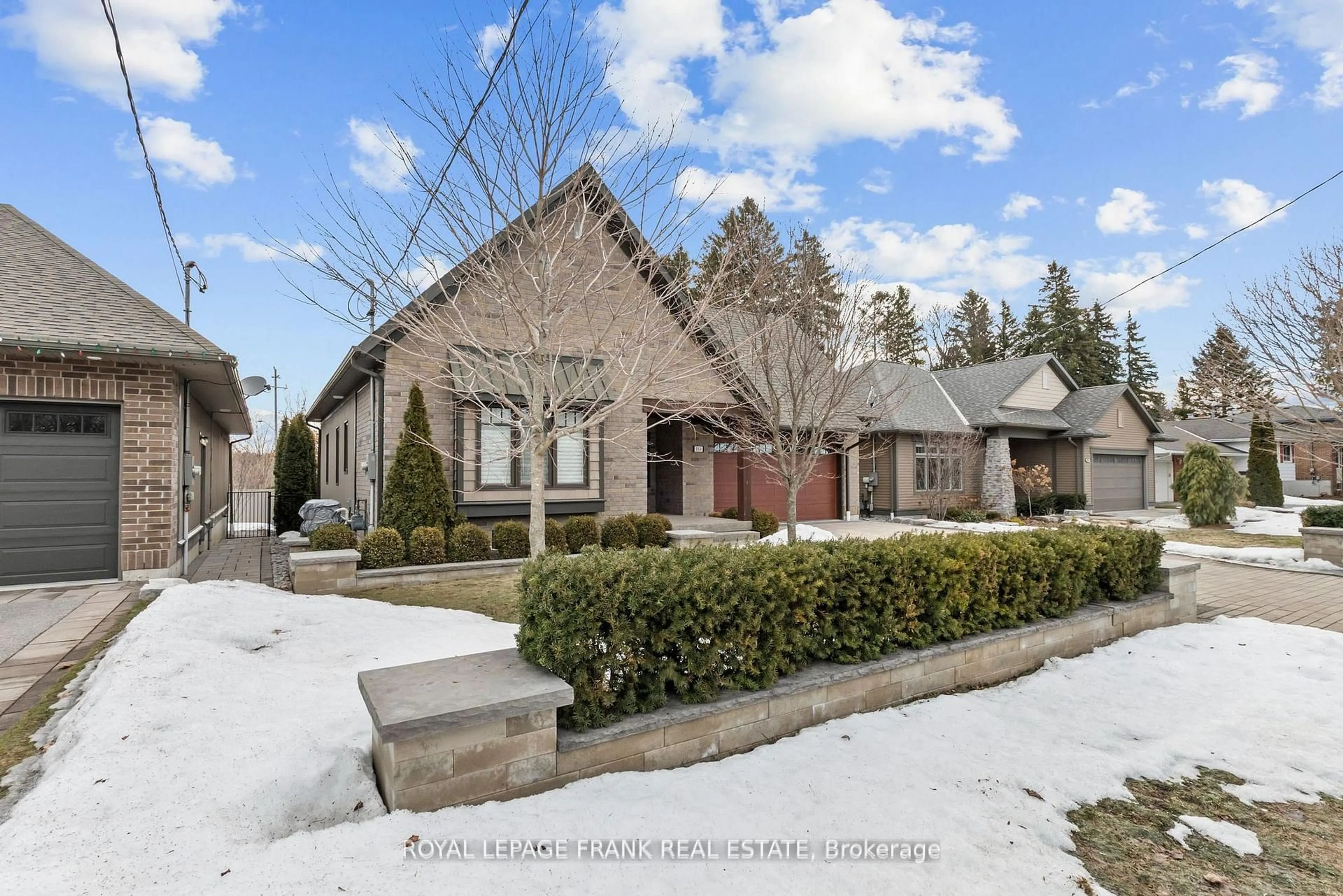 Unknown for 864 Burnham St, Cobourg Ontario K9A 2X7