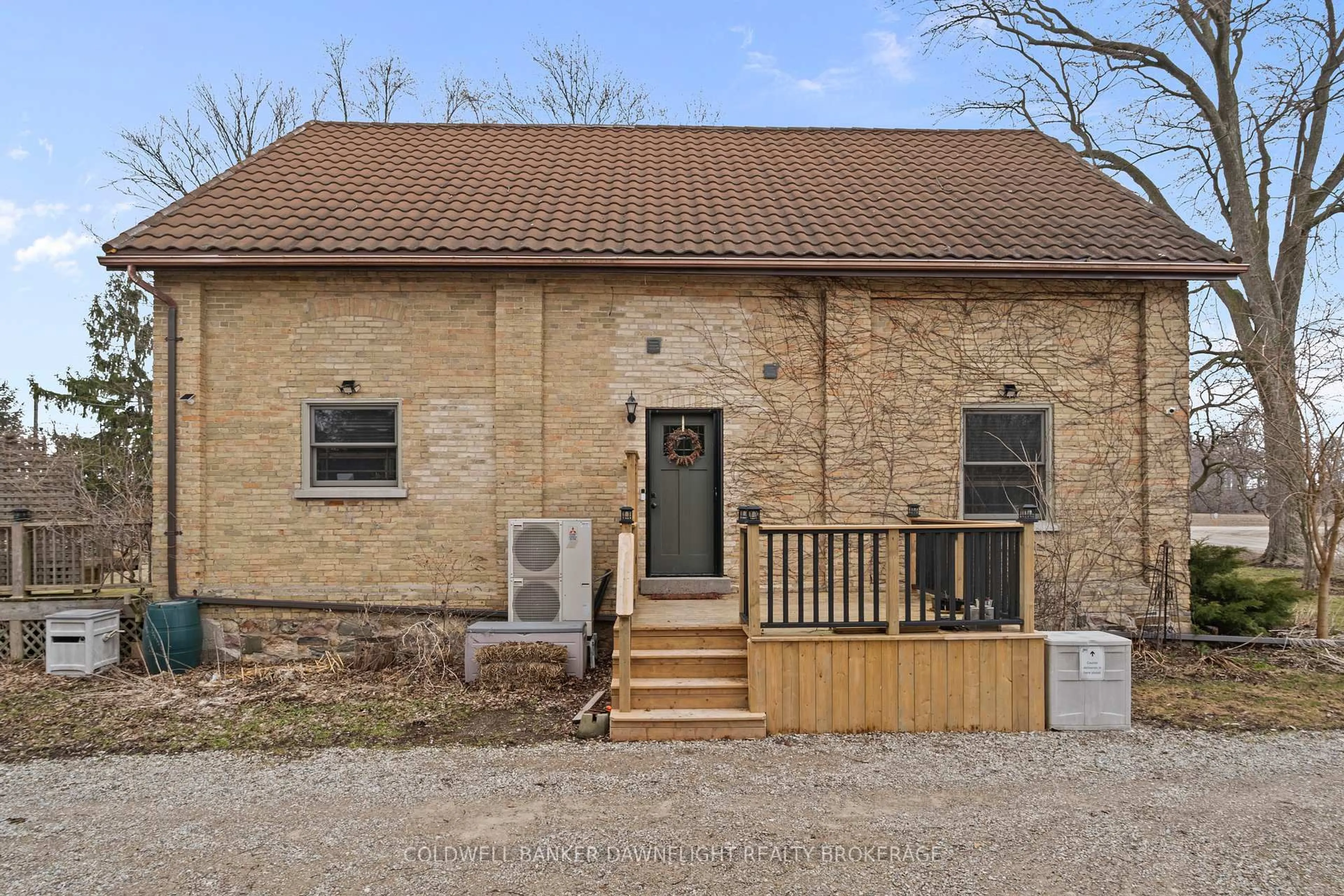 Home with brick exterior material, building for 15750 Fifteen Mile Rd, Middlesex Centre Ontario N0M 1P0