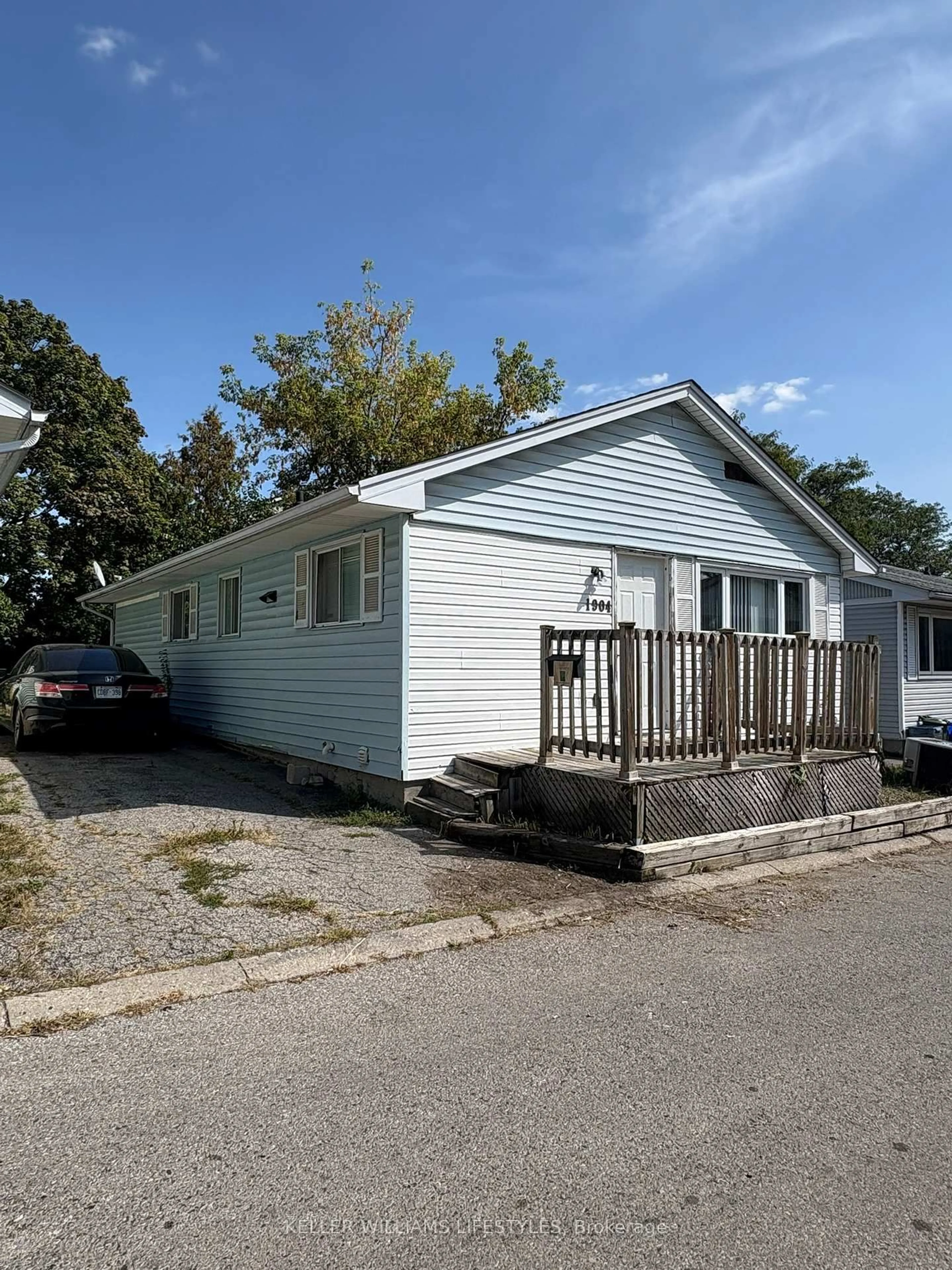 Home with vinyl exterior material, street for 1904 Culver Dr, London East Ontario N5V 3K6