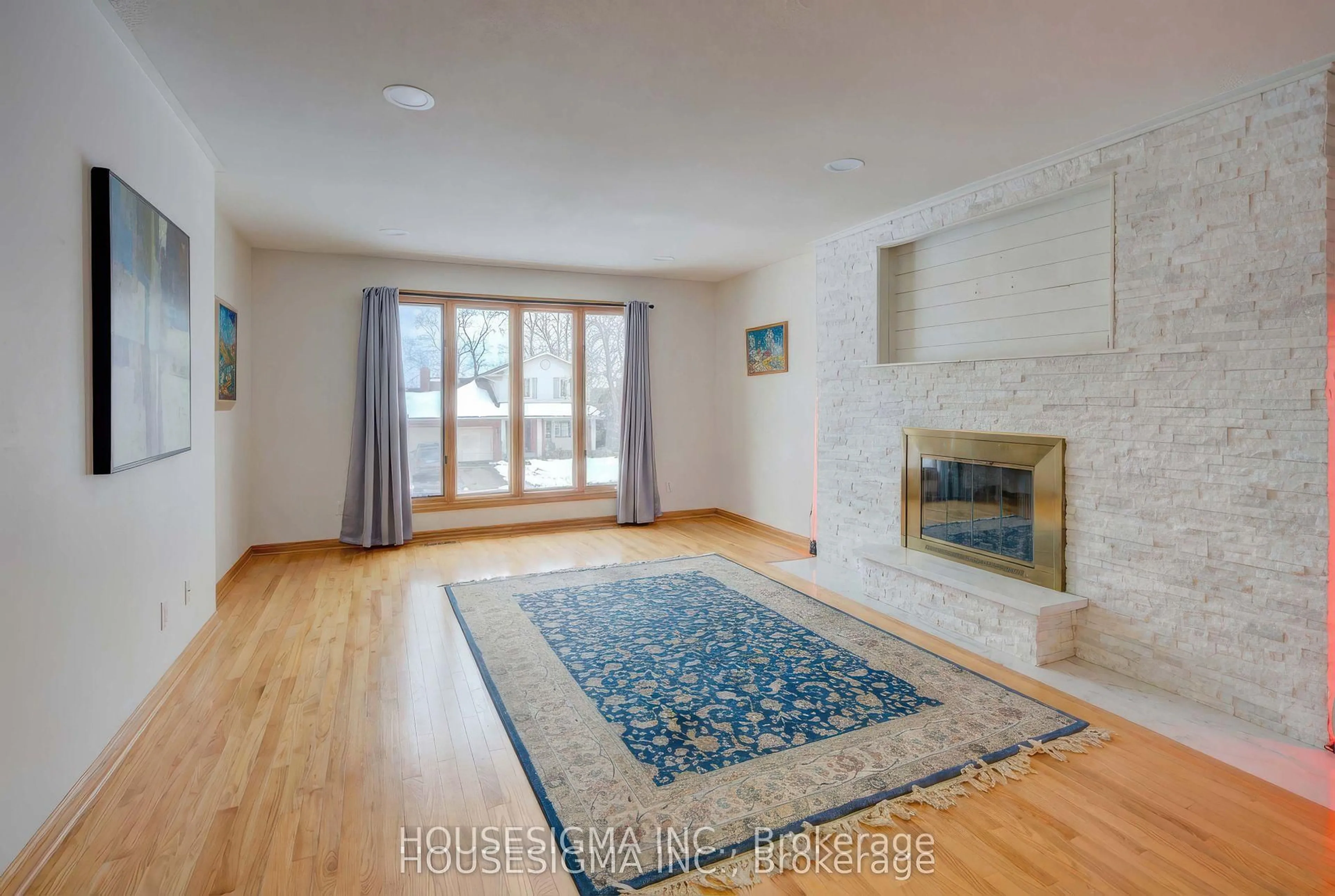 A pic of a room for 542 Rankin Cres, Kingston Ontario K7M 7L4