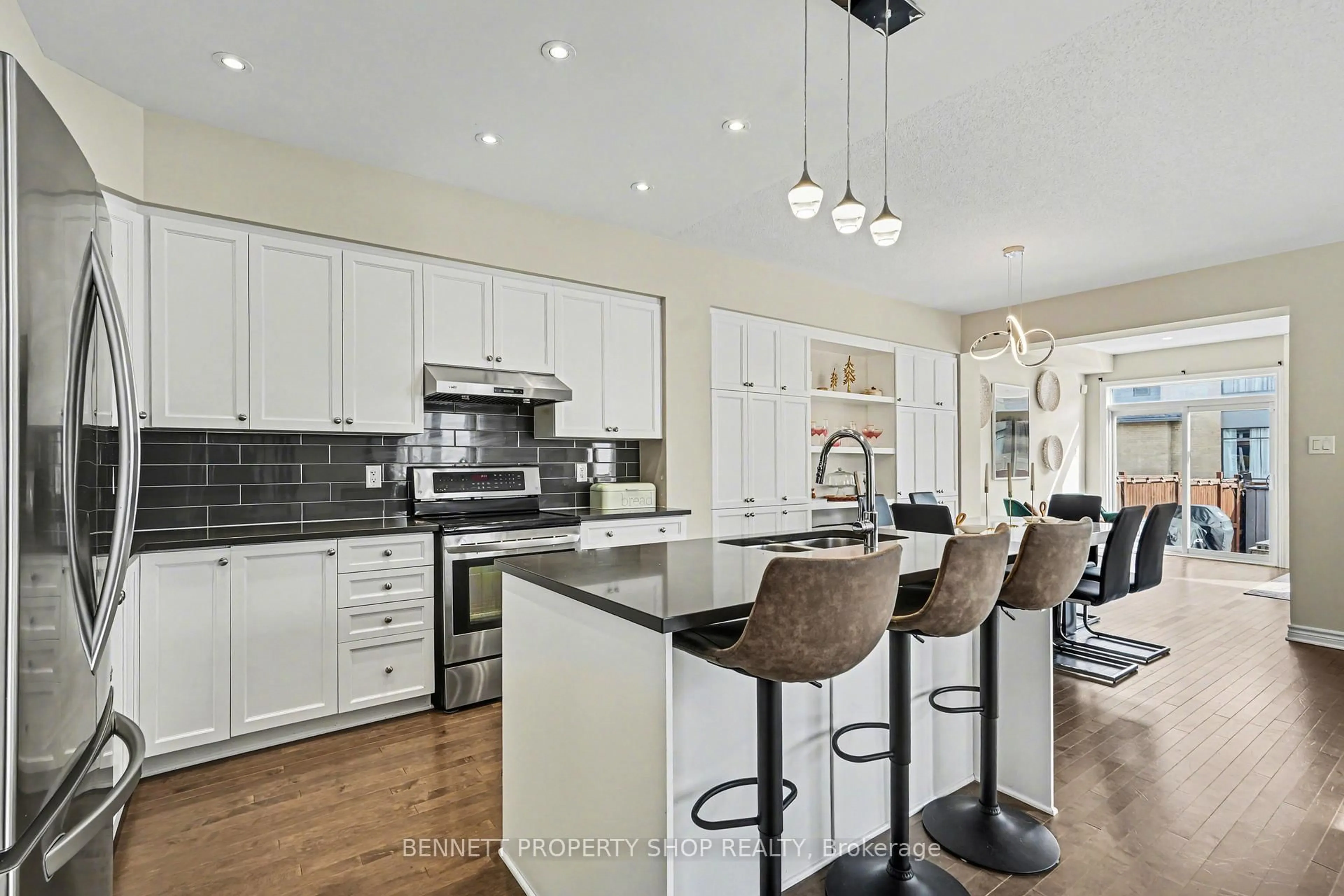 Open concept kitchen, ceramic/tile floor for 554 Stargazer Cres, Ottawa Ontario K4M 0H2