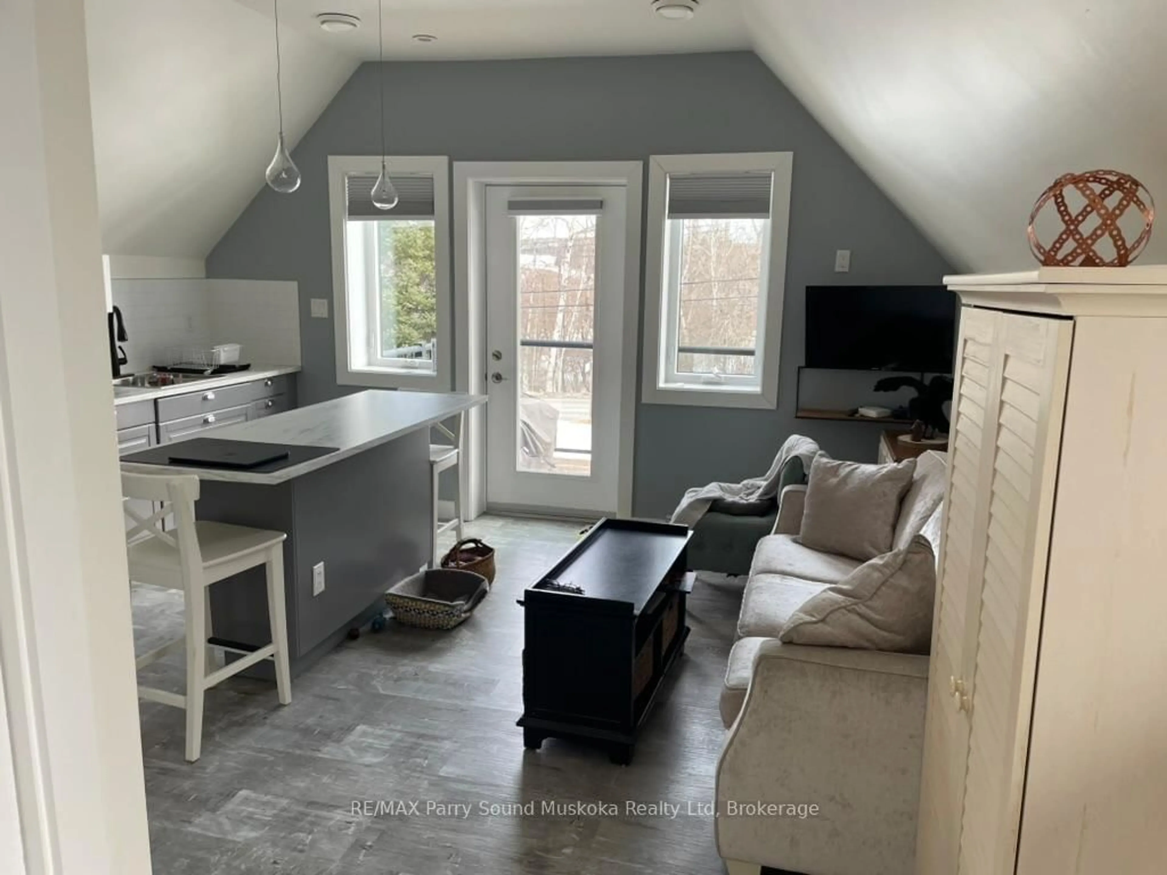 Living room with furniture, unknown for 141 Hwy 520 Highway, Armour Ontario P0A 1C0