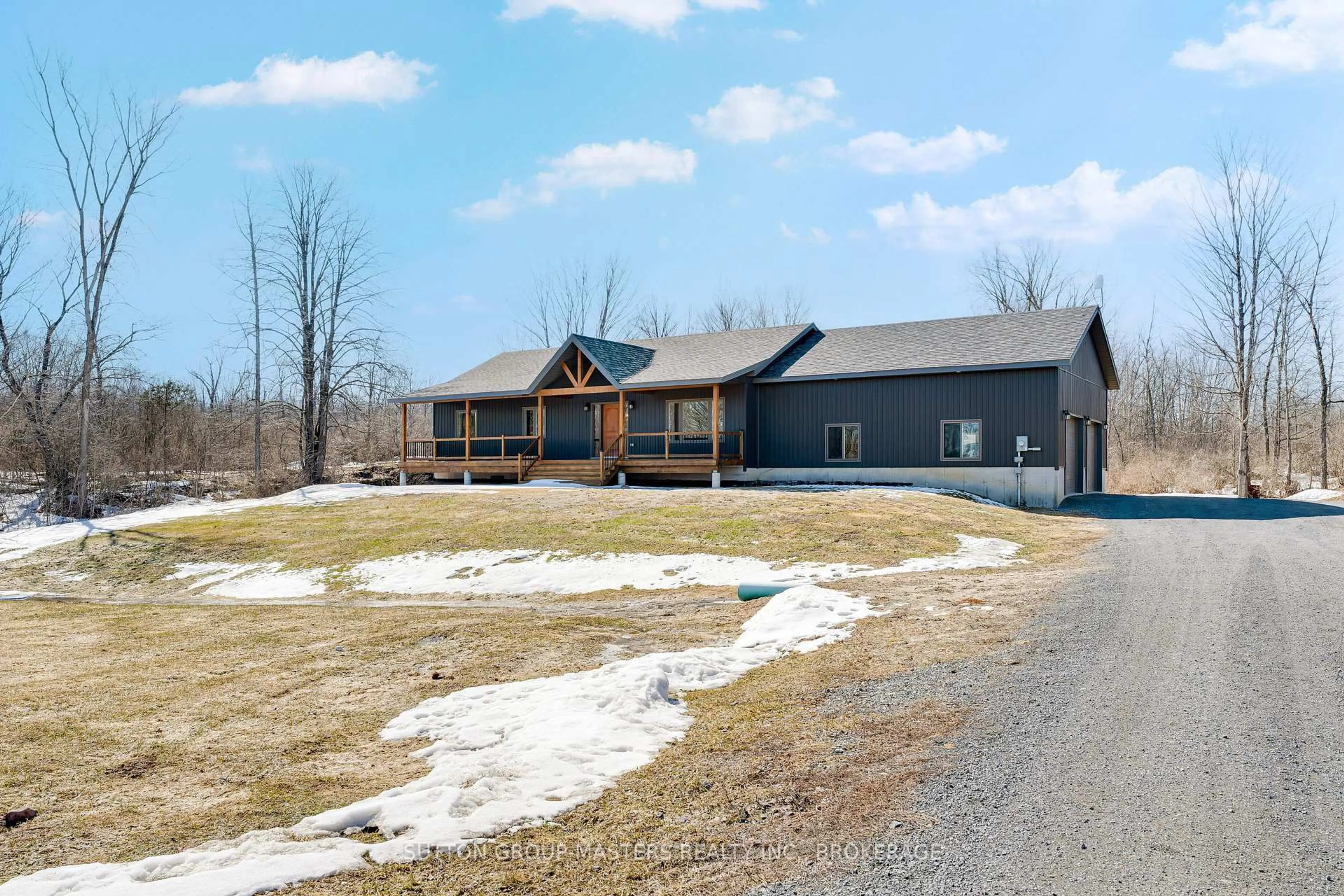 A pic from outside/outdoor area/front of a property/back of a property/a pic from drone, unknown for 4711 Bellrock Rd, Verona Ontario K0H 2W0