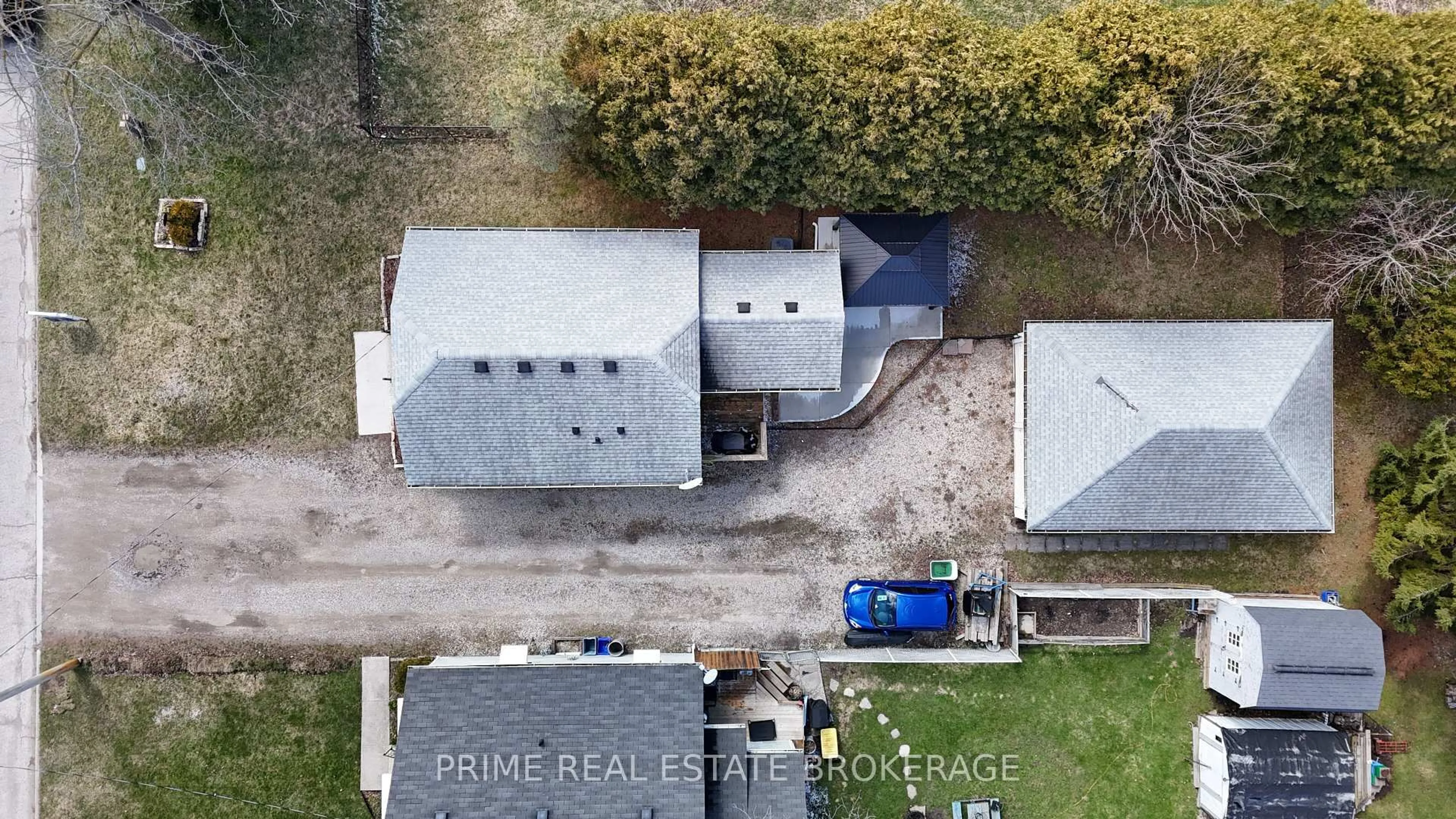 A pic from outside/outdoor area/front of a property/back of a property/a pic from drone, building for 139 Main St, West Elgin Ontario N0L 2P0