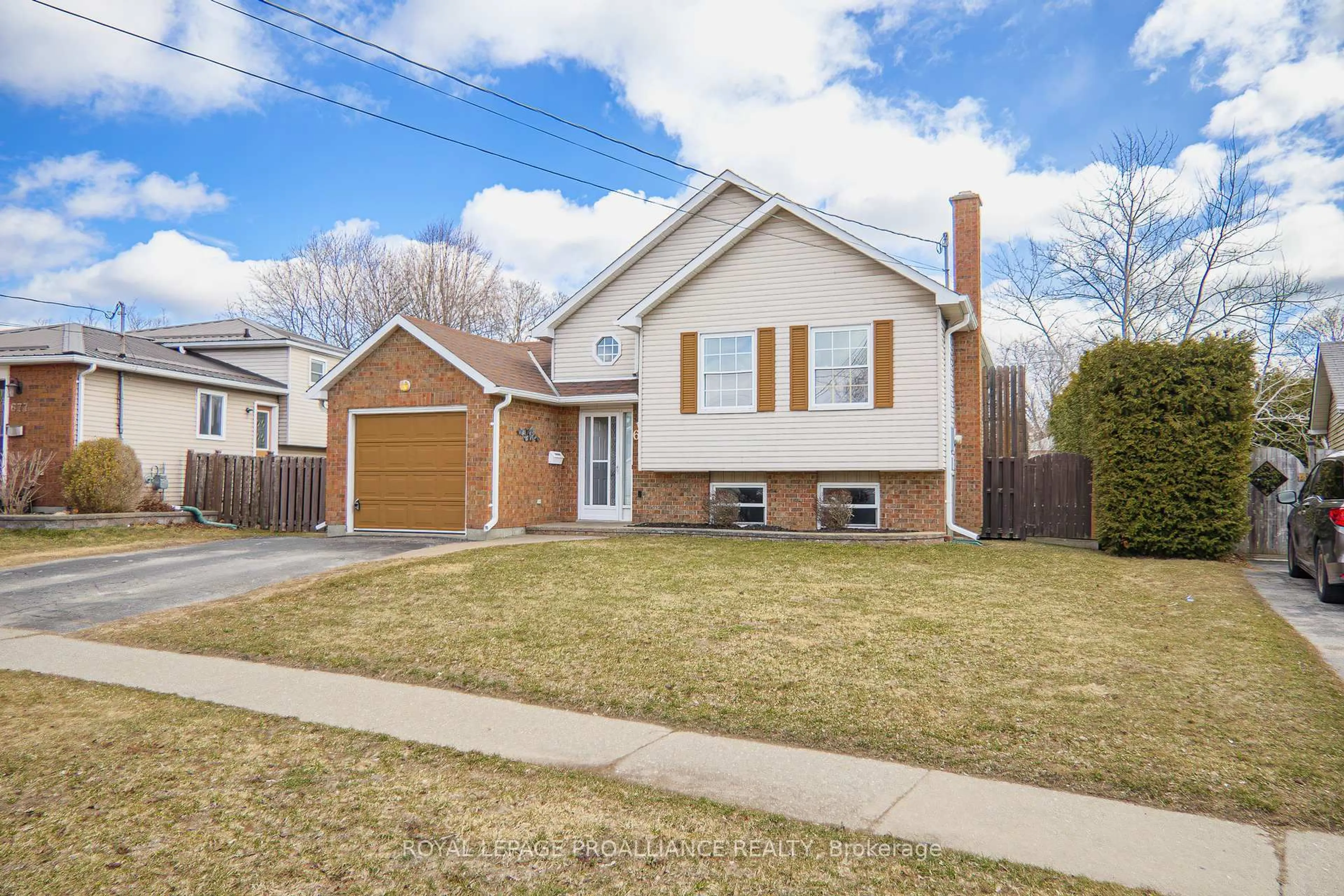 Home with brick exterior material, street for 679 Mackechnie Cres, Cobourg Ontario K9A 4Y1