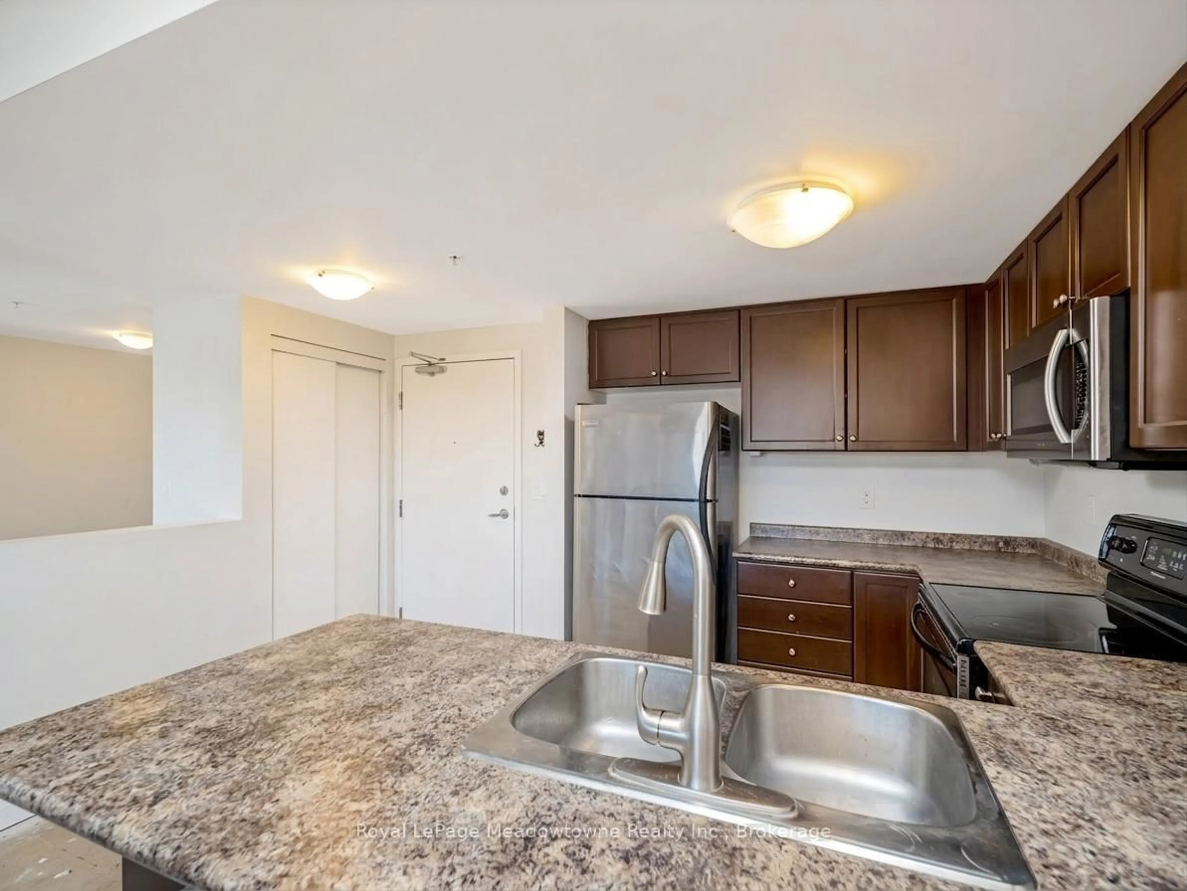 Standard kitchen, unknown for 43 Goodwin Dr #307, Guelph Ontario N1L 0E8