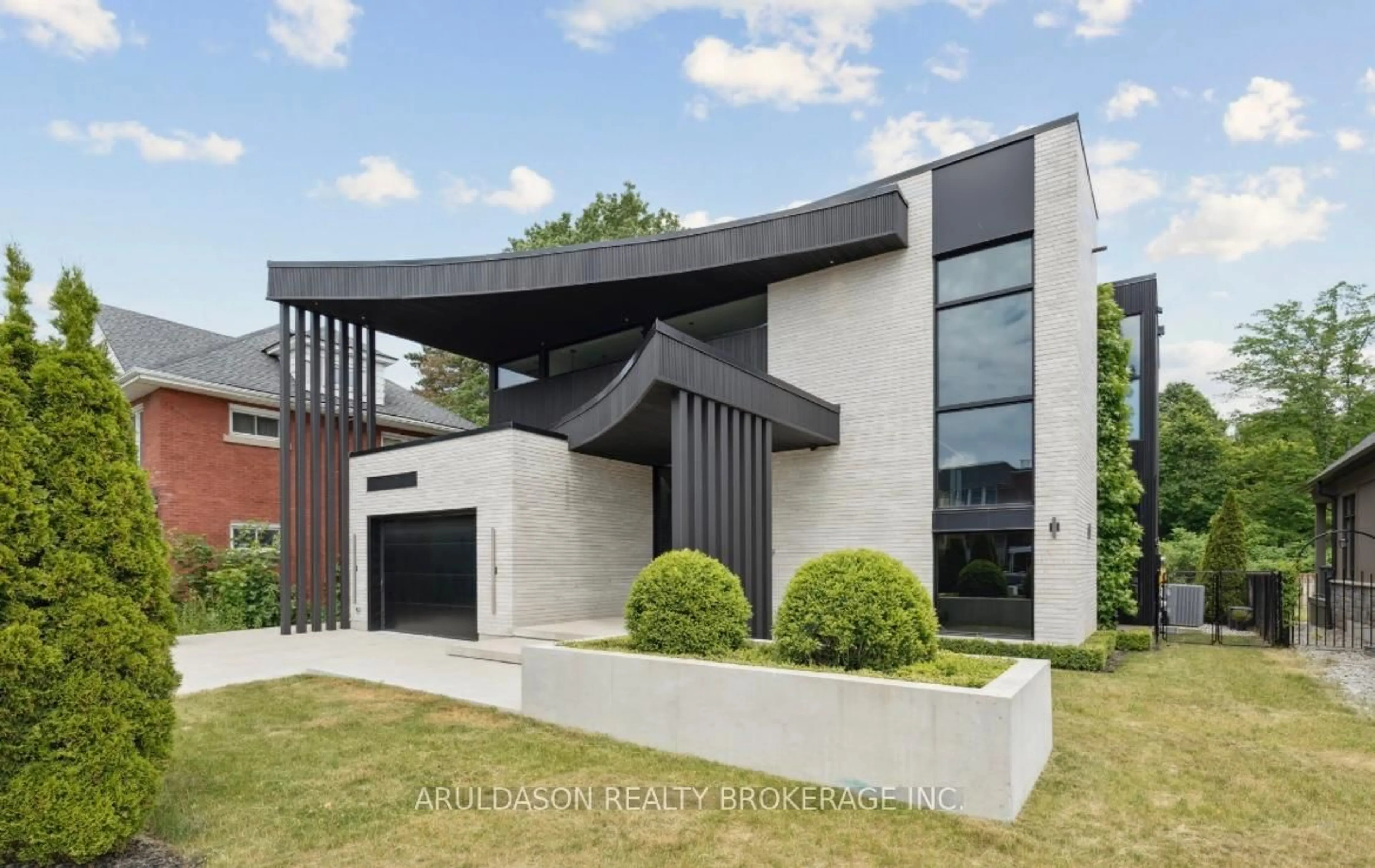 Home with brick exterior material, building for 1135 Balfour St, Pelham Ontario L0S 1C0