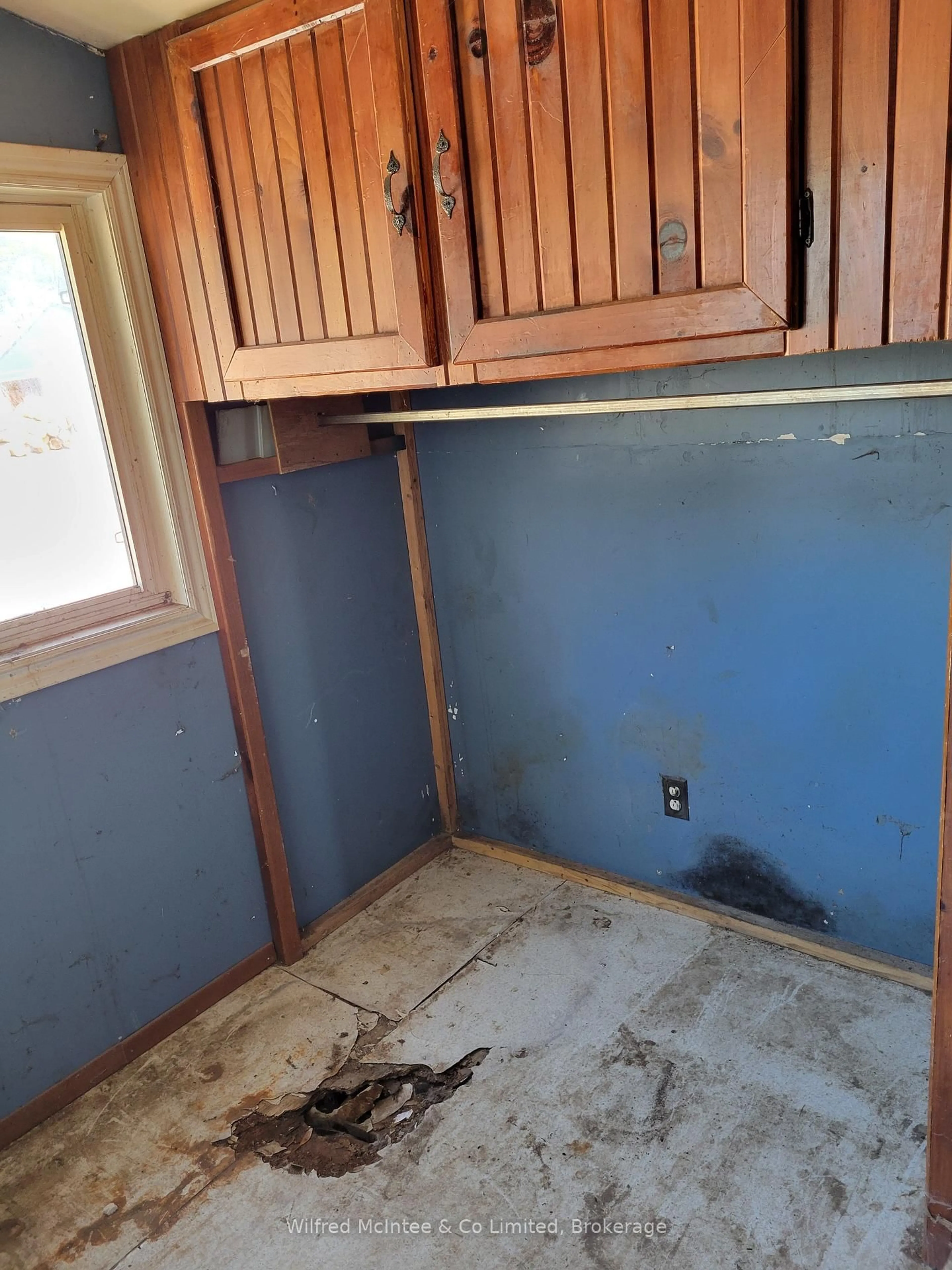 A pic of a room for 444 CHEPSTOW Rd, Brockton Ontario N0G 1K0