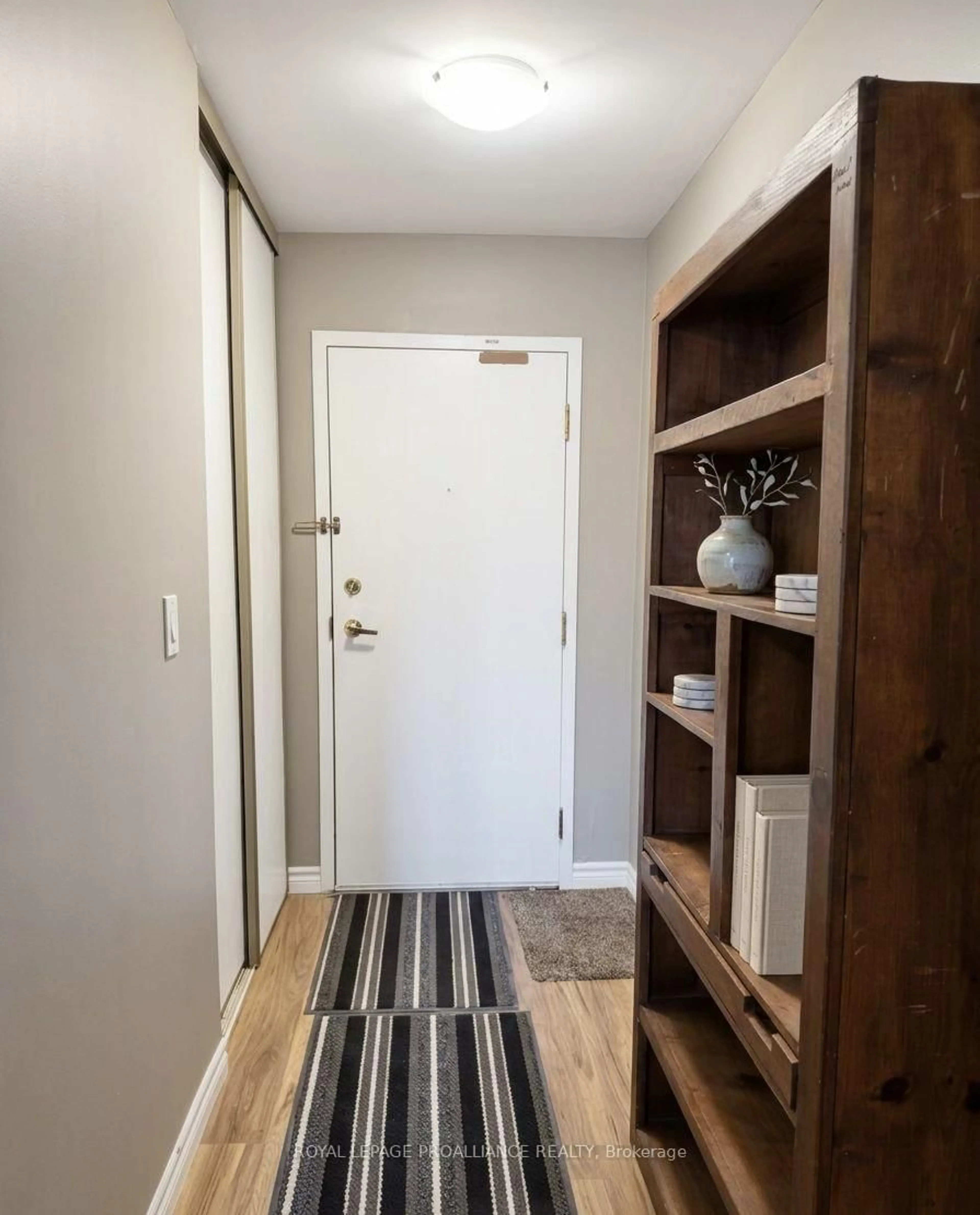 Indoor entryway for 175 Haig Rd #118, Belleville Ontario K8N 5R7