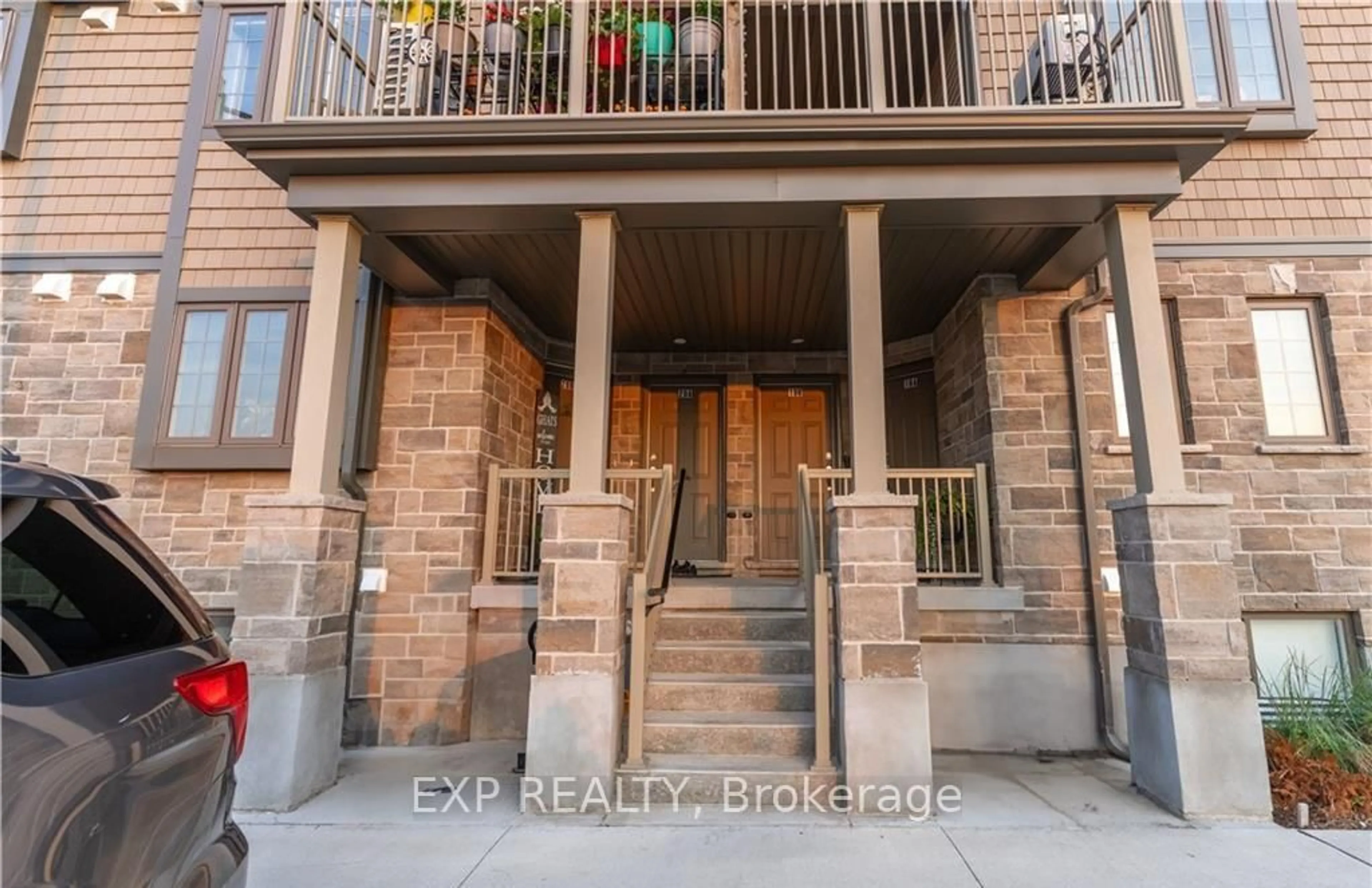 Indoor entryway for 85 MULLIN Dr #20B, Guelph Ontario N1E 0R4