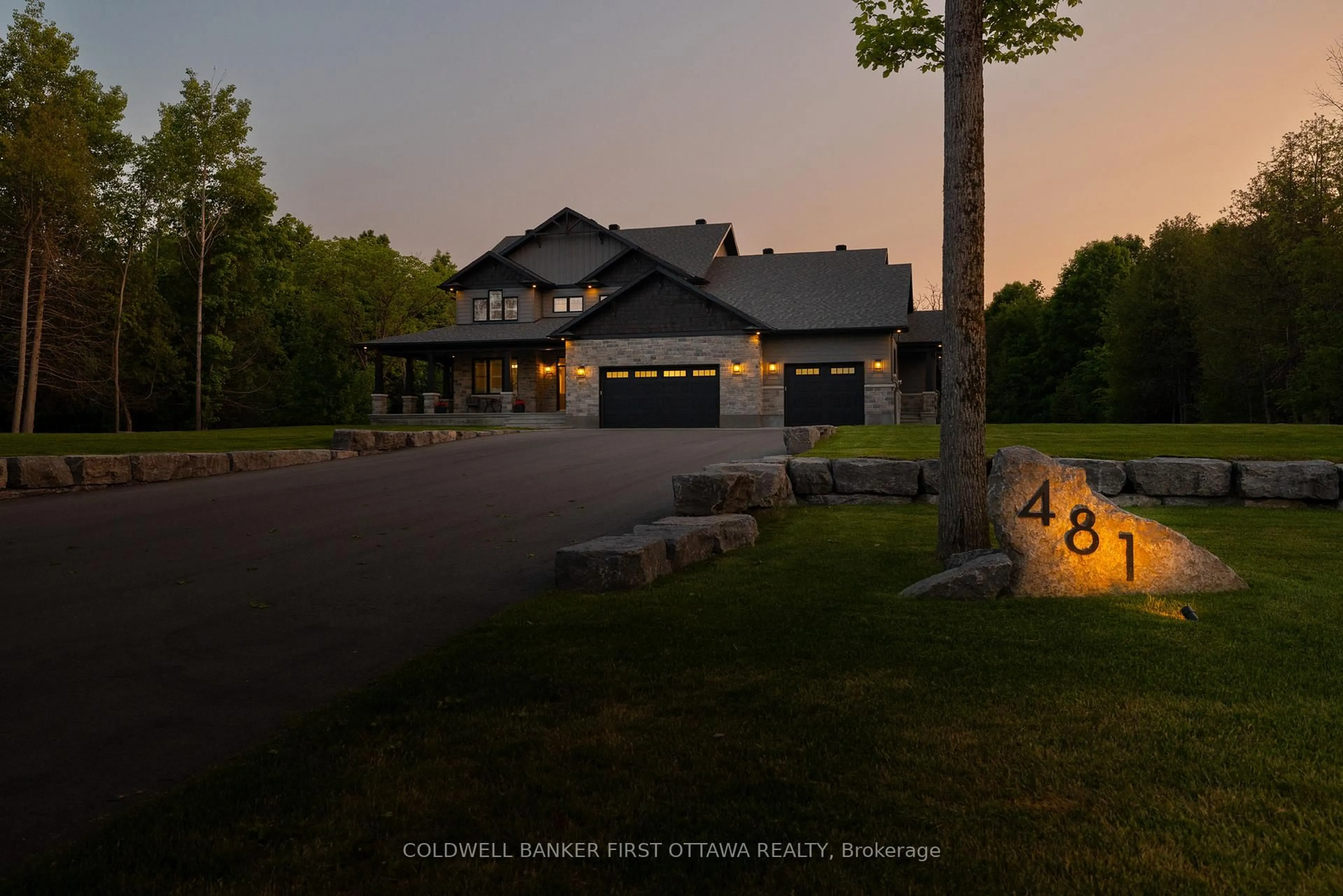 A pic from outside/outdoor area/front of a property/back of a property/a pic from drone, street for 481 SANGEET Pl, Richmond Ontario K0A 2Z0