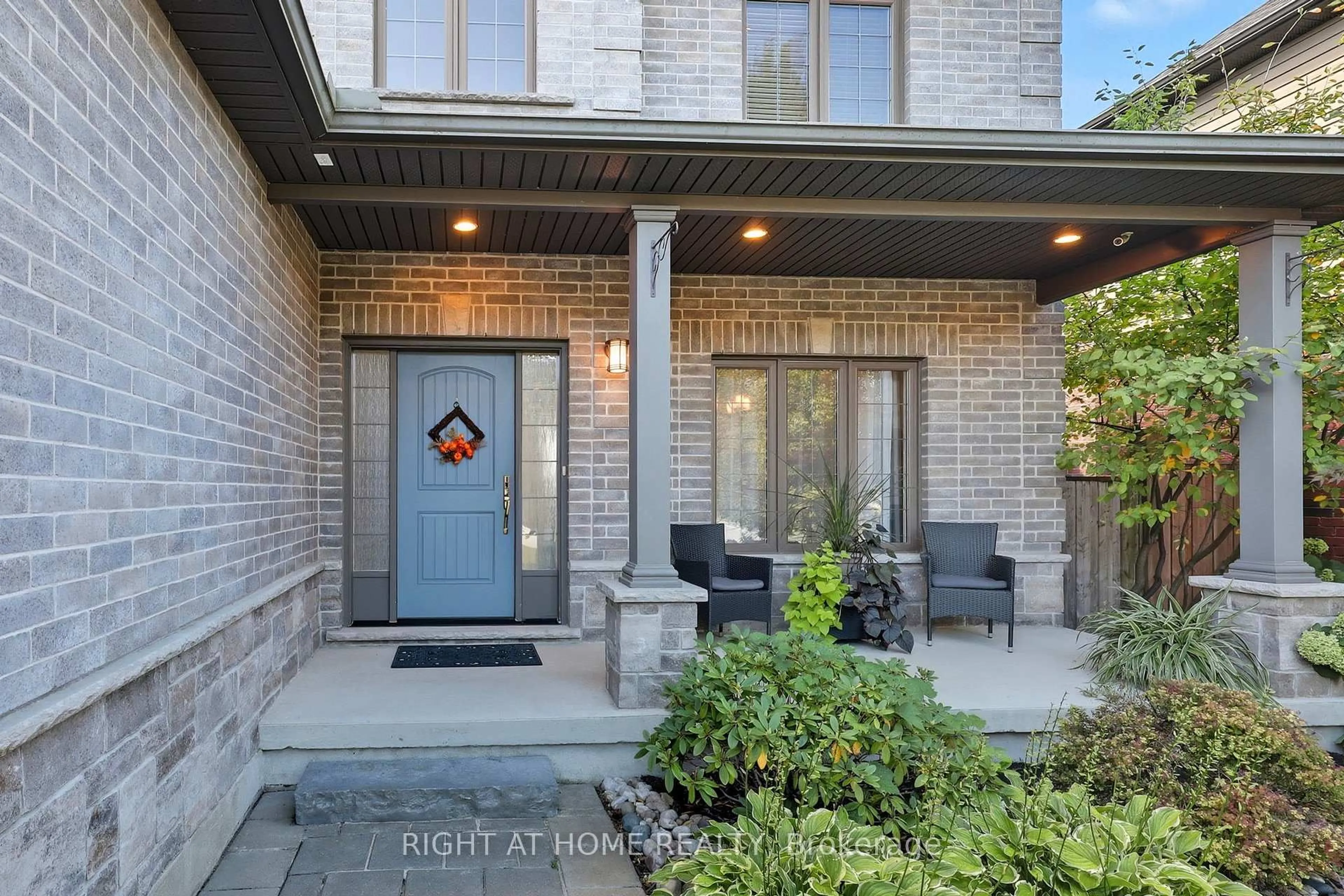 Home with brick exterior material, street for 35 Caverhill Cres, Middlesex Centre Ontario N0L 1R0