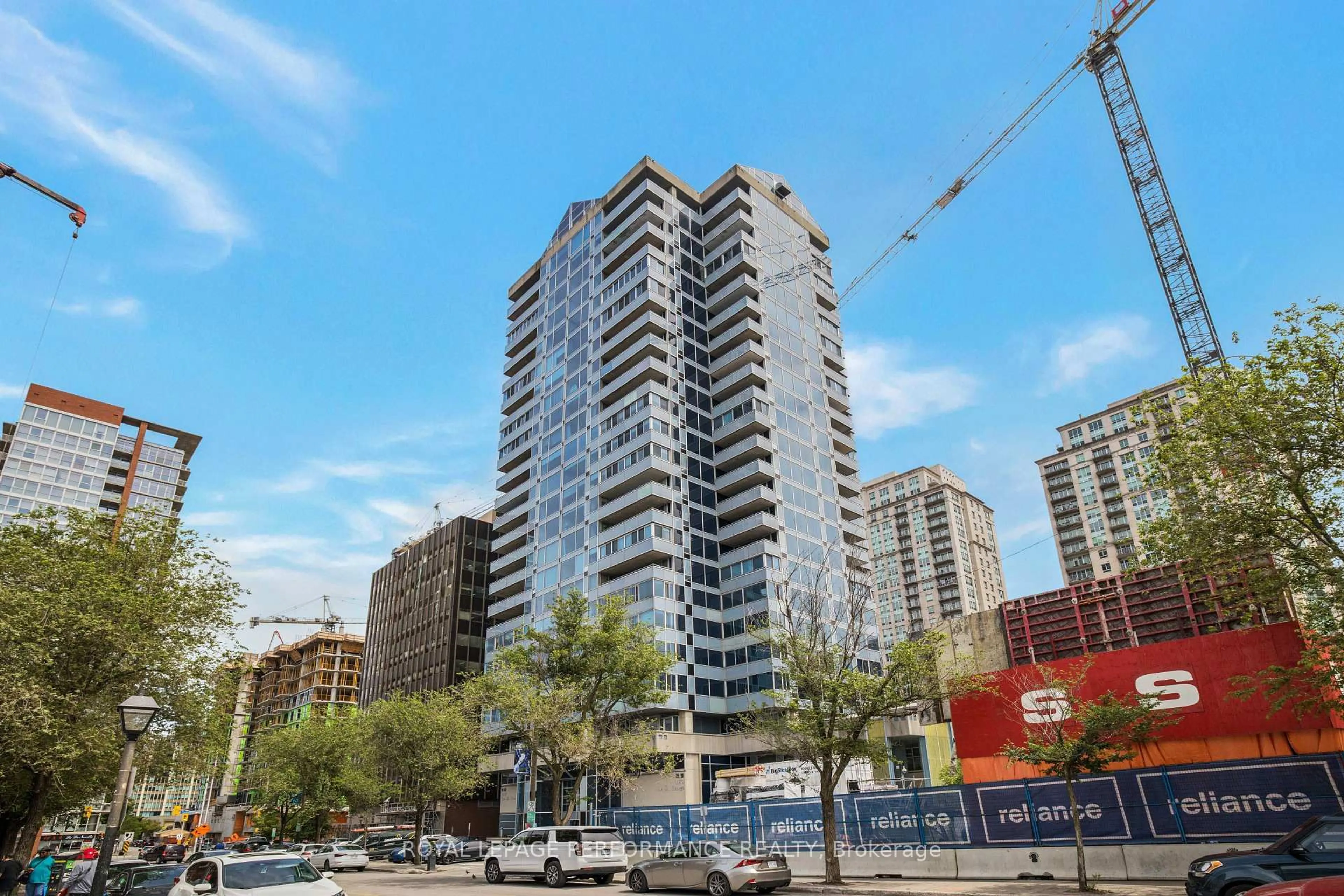 Unknown for 160 George St #1905, Ottawa Ontario K1N 9M2