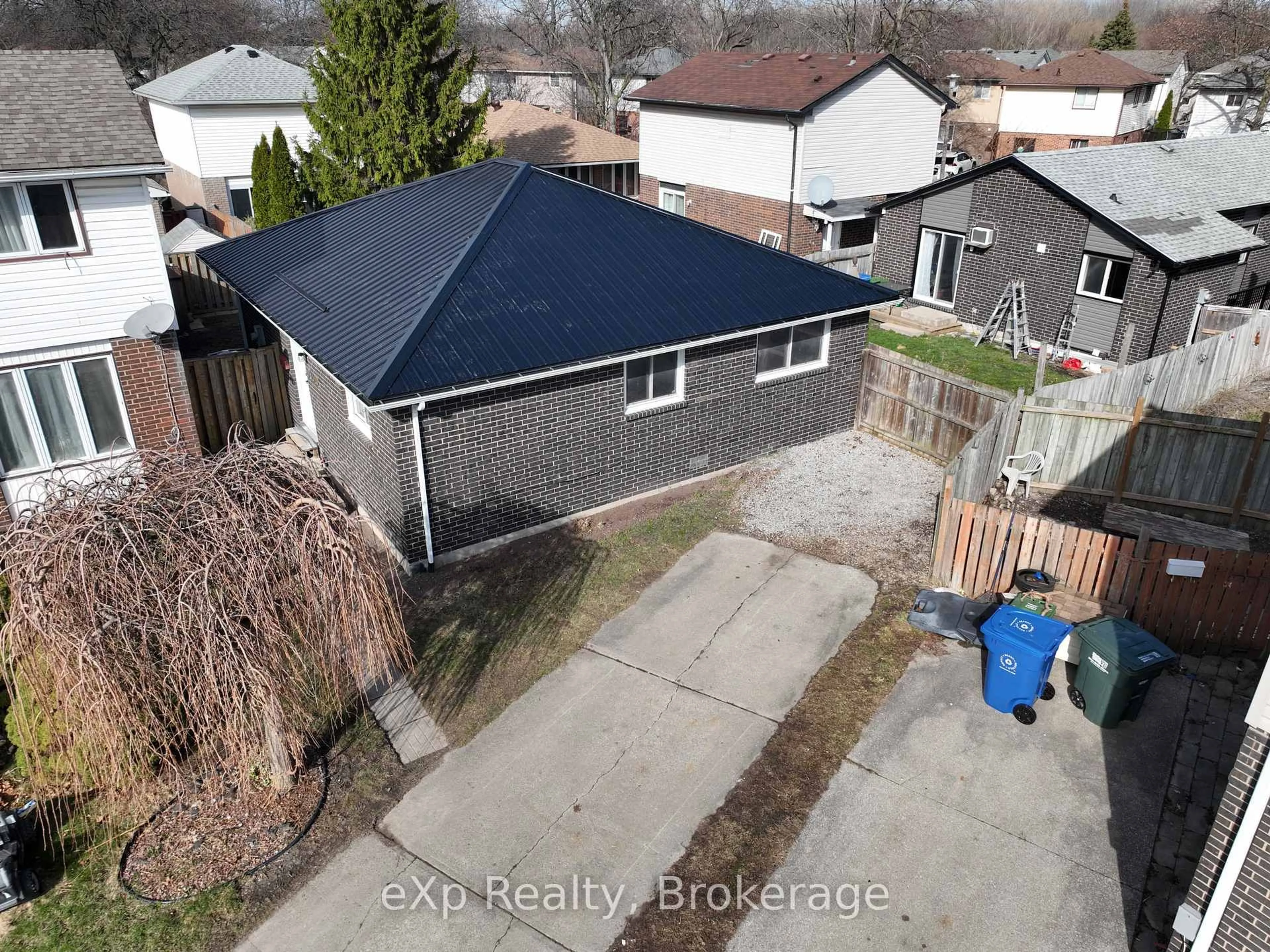 A pic from outside/outdoor area/front of a property/back of a property/a pic from drone, street for 9190 Blencarn Crt, Windsor Ontario N8S 4L3