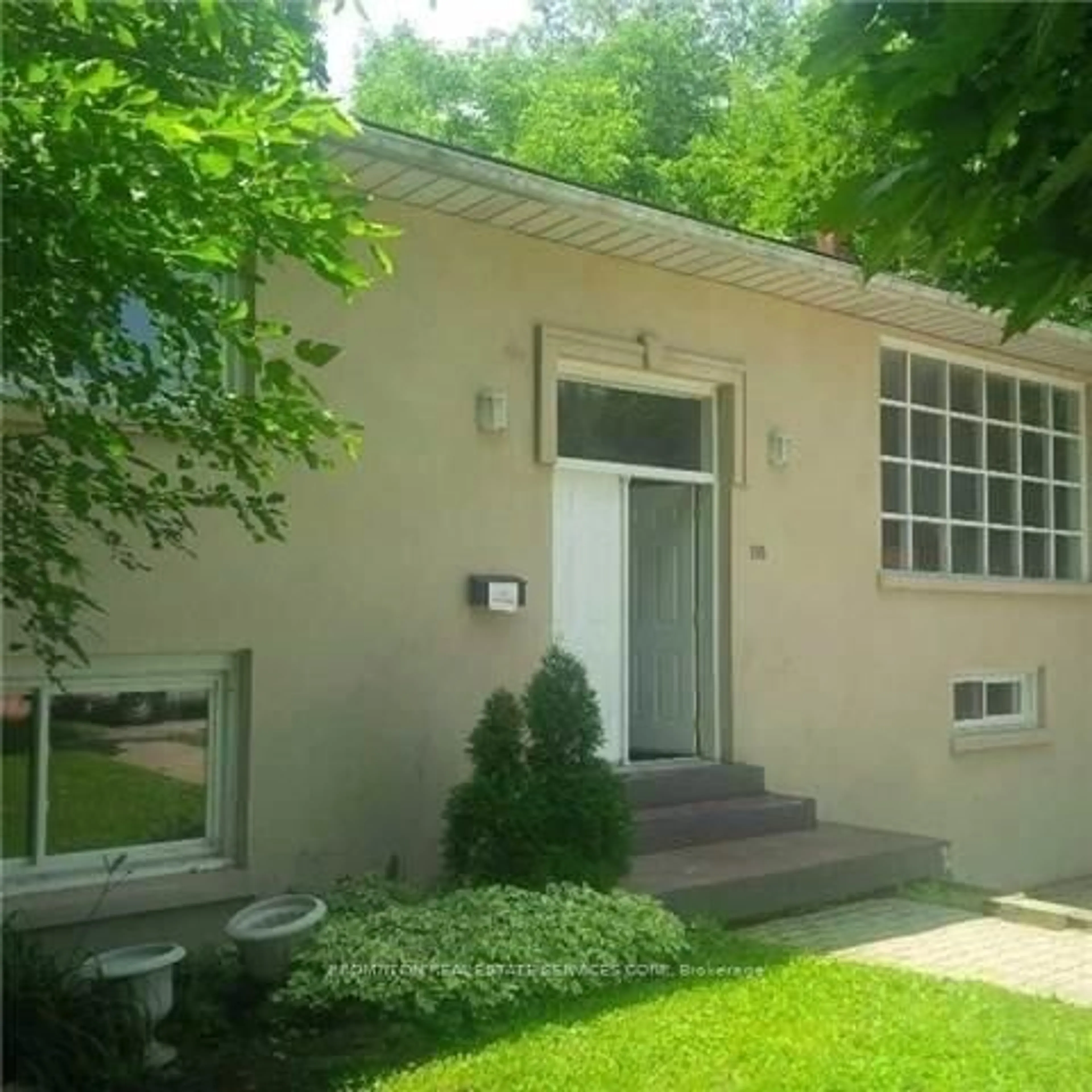 Unknown for 195 Cline Ave, Hamilton Ontario L8S 1W5