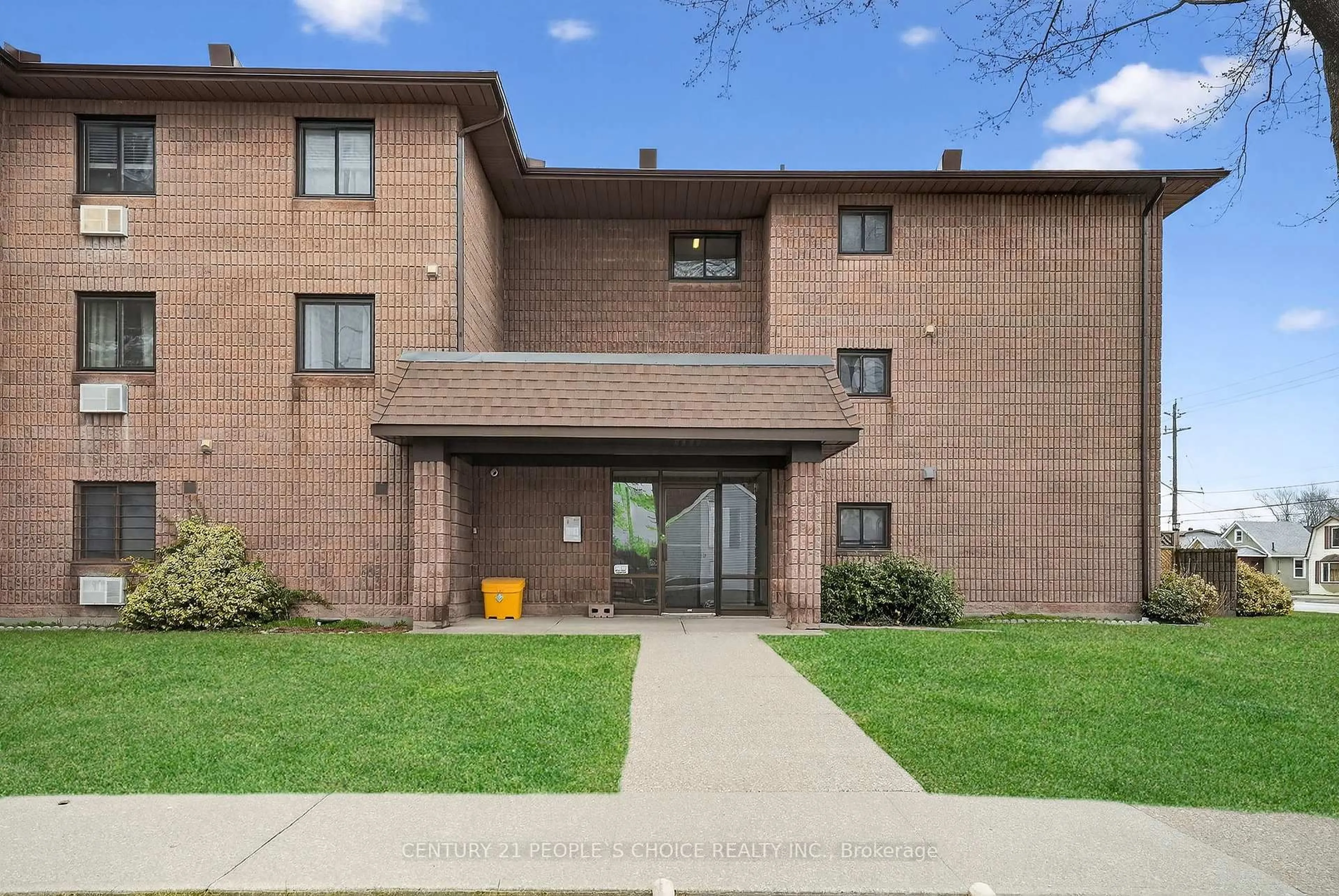 Unknown for 72 Main St #210, Port Colborne Ontario L3K 5Z8