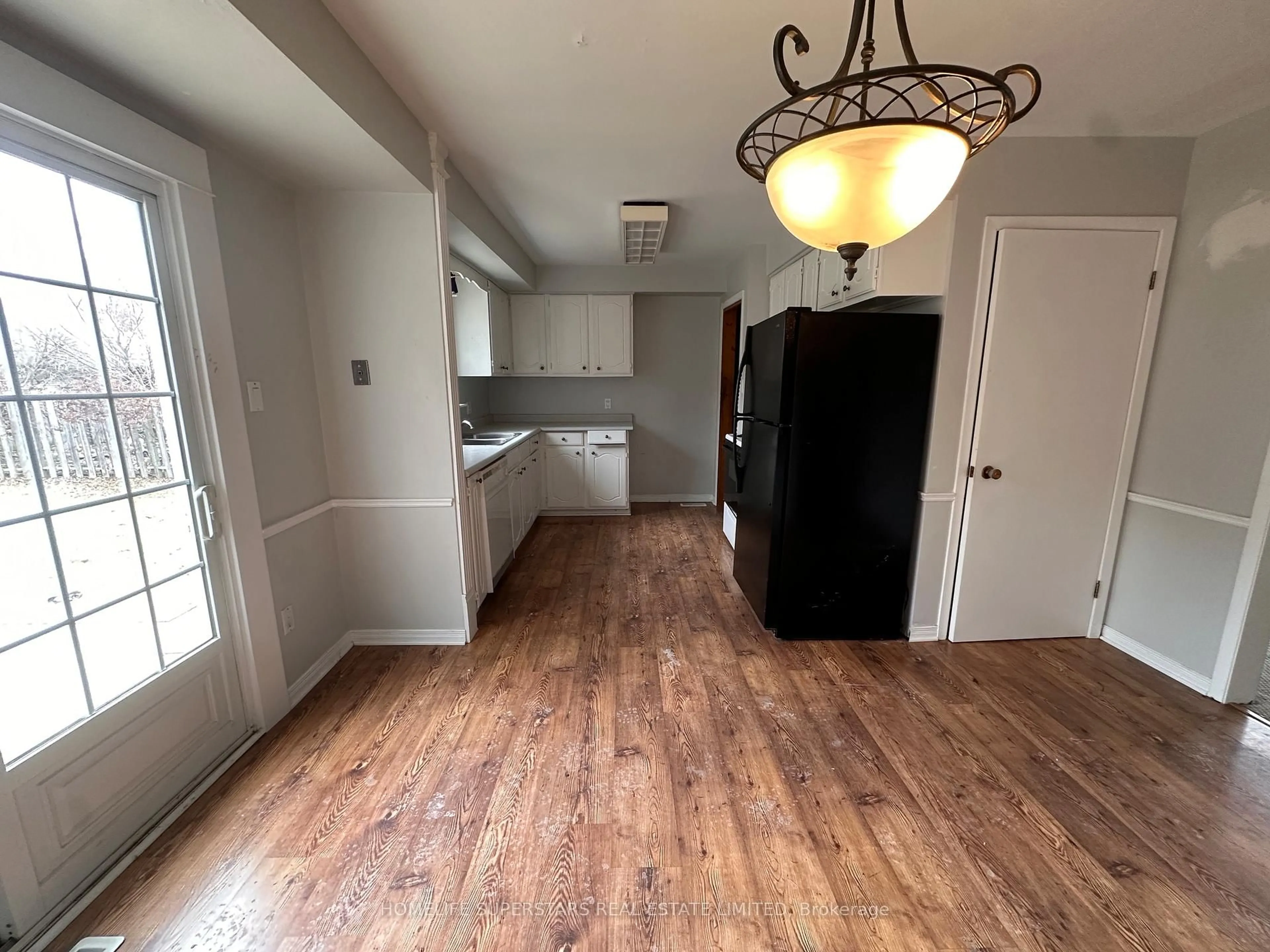 A pic of a room for 14 Locke Ave, St. Thomas Ontario N5P 3X2