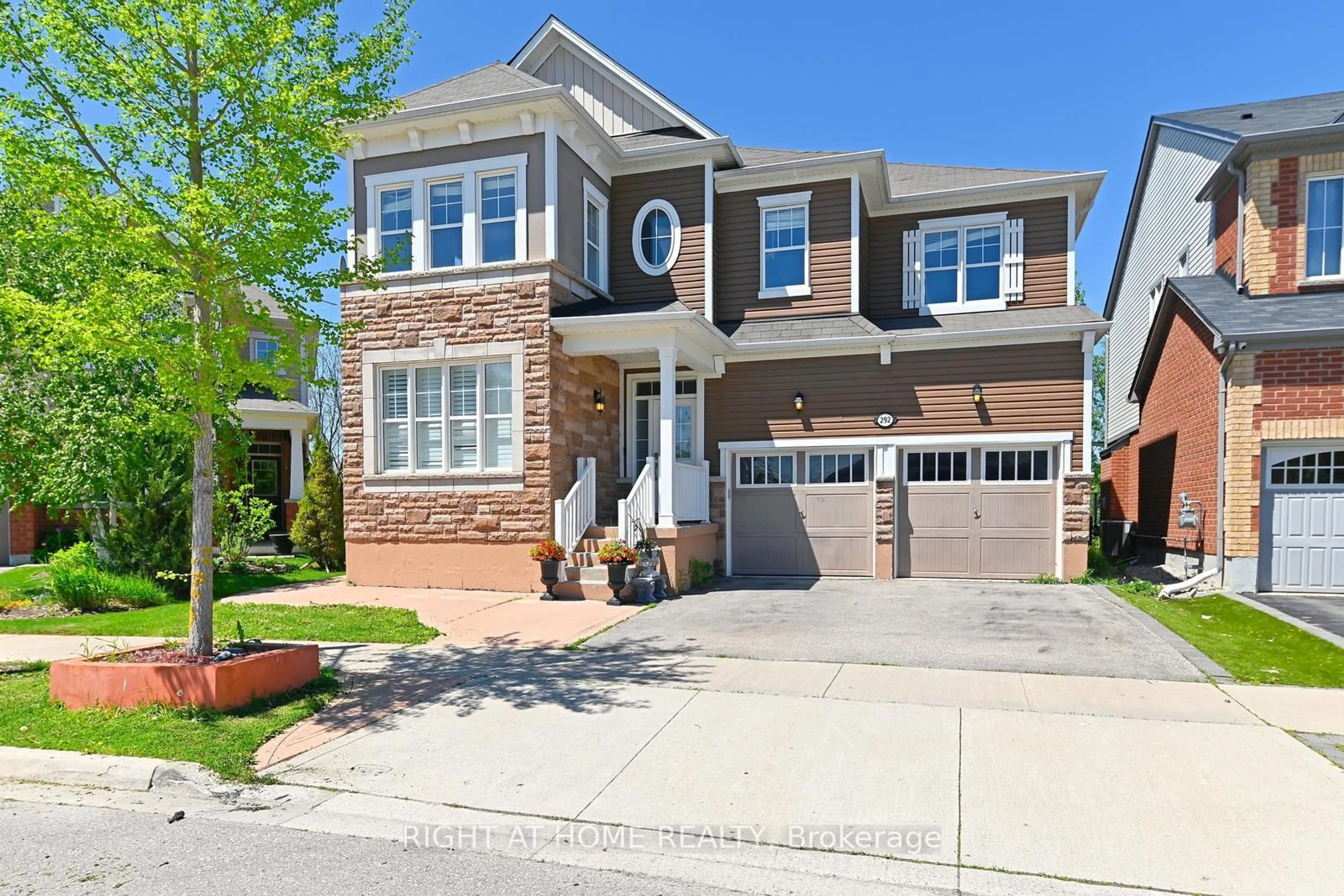 Home with brick exterior material, street for 292 Falling Green Cres, Kitchener Ontario N2R 0E9