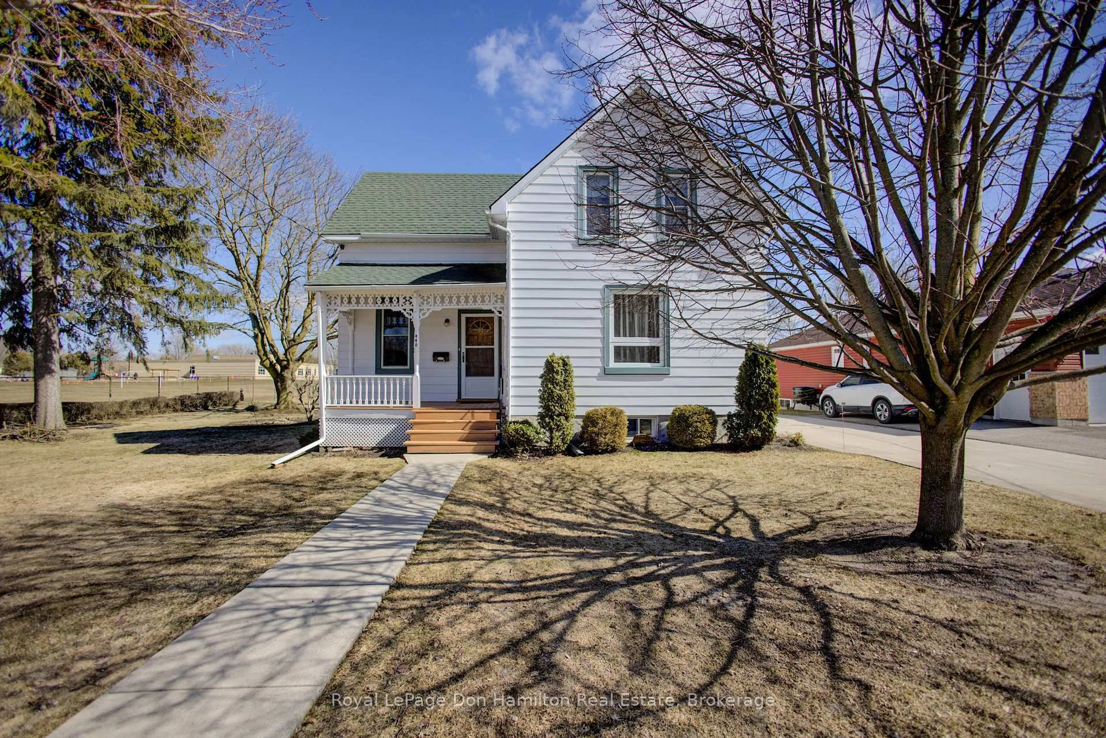 Unknown for 440 Reserve Ave, North Perth Ontario N4W 2L1