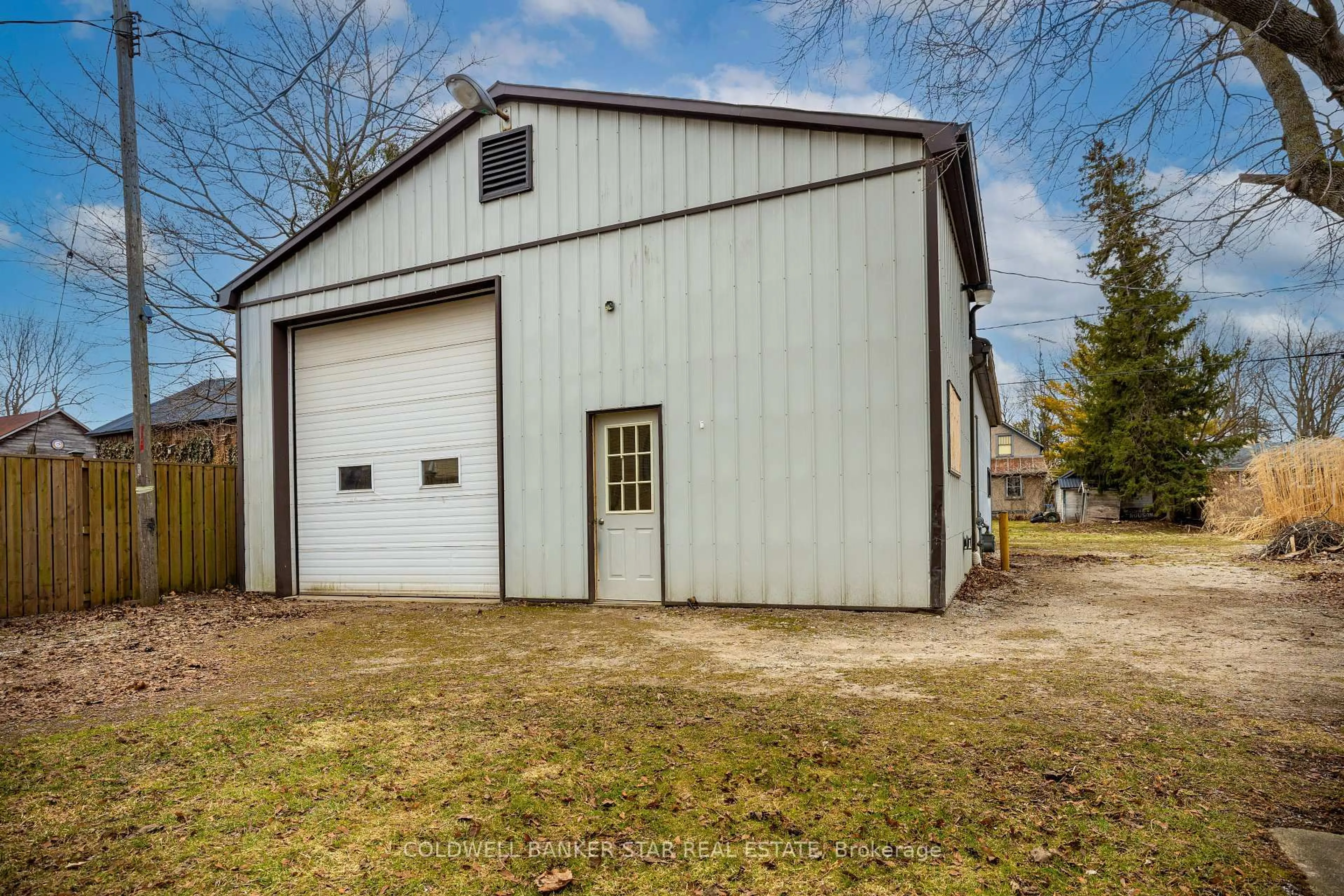 Unknown for 179 Main St, North Middlesex Ontario N0M 1A0