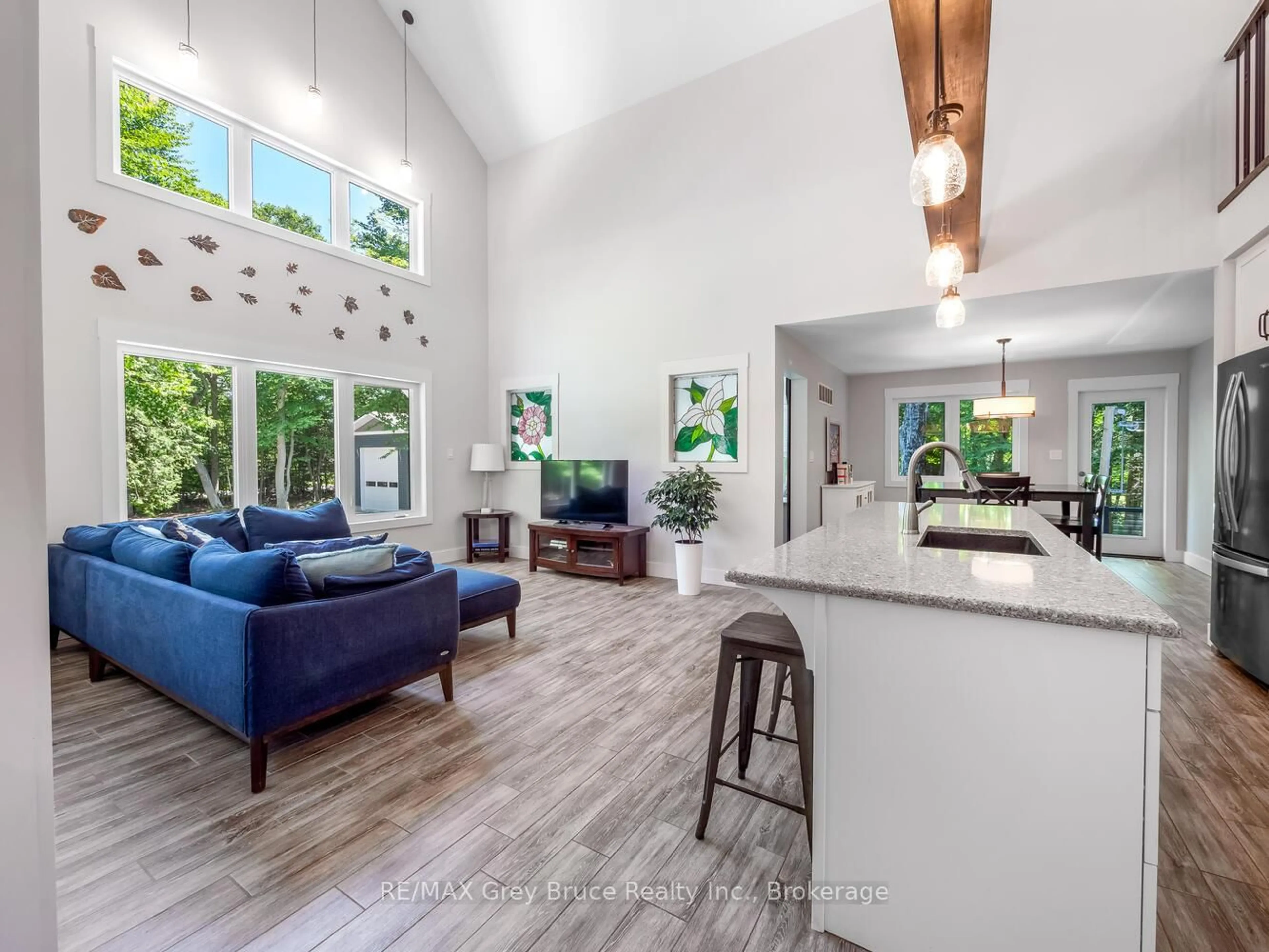 Open concept kitchen, unknown for 110 Maple Golf Cres, Northern Bruce Peninsula Ontario N0H 2R0