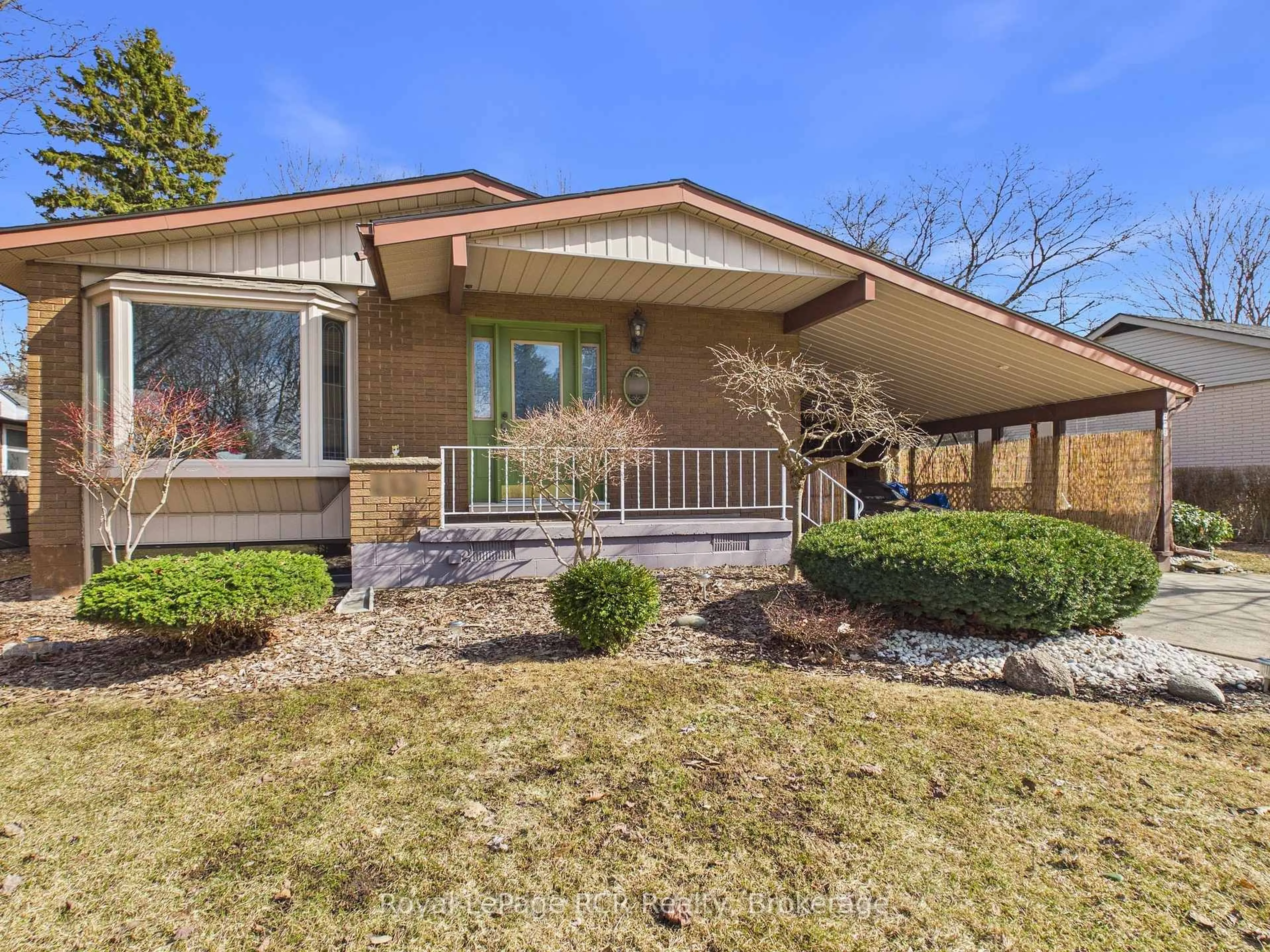 Home with brick exterior material, street for 415 Waterloo St, Saugeen Shores Ontario N0H 2C1