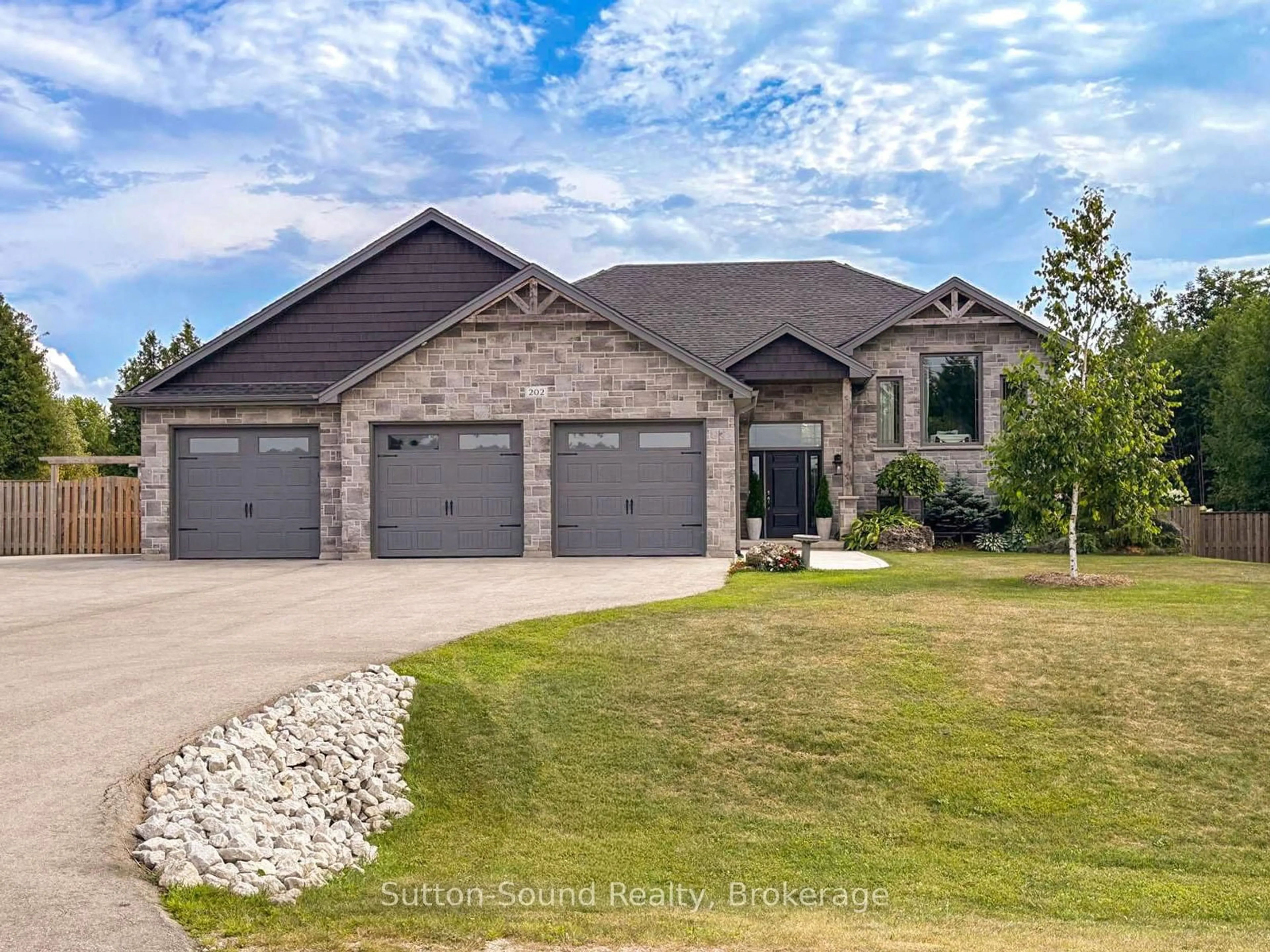 Home with brick exterior material, street for 202 Meredith Way, Chatsworth Ontario N0H 1G0