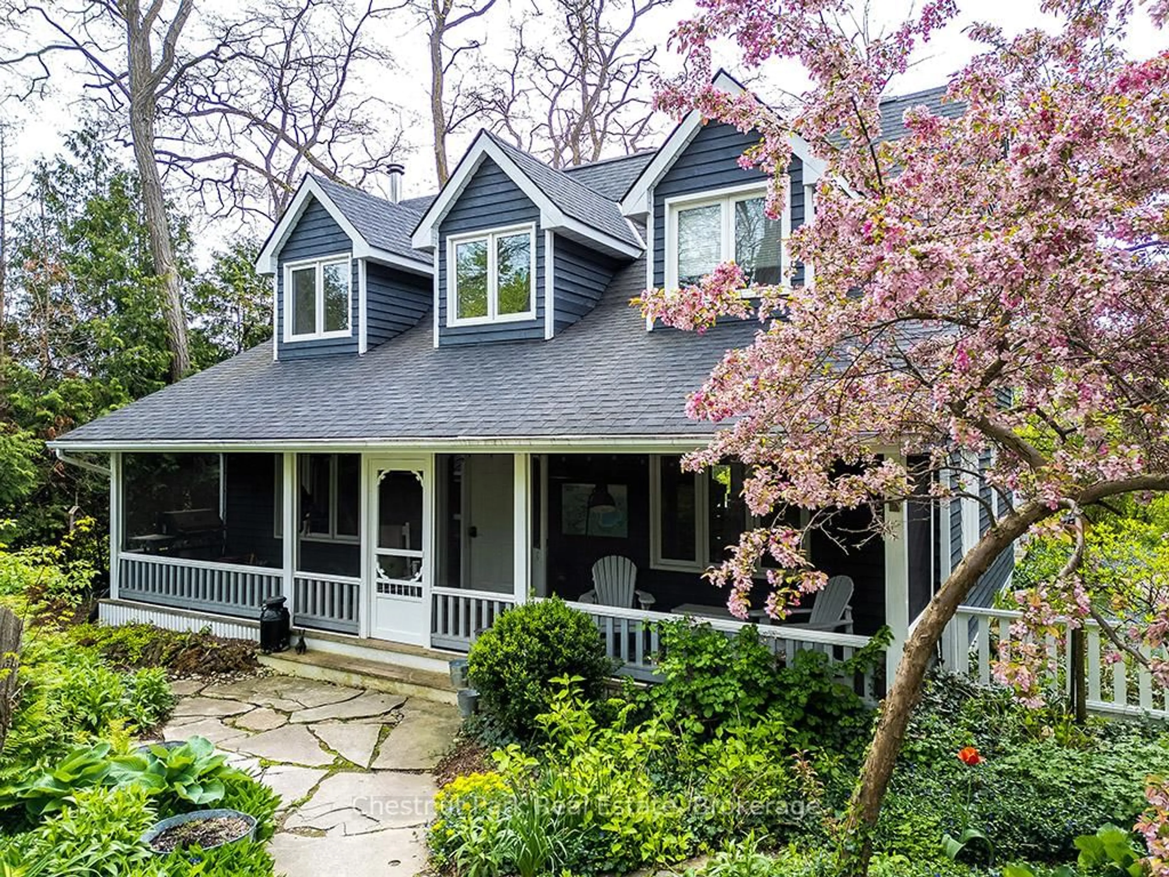 Home with vinyl exterior material, street for 114 Clark St, Blue Mountains Ontario N0H 1J0