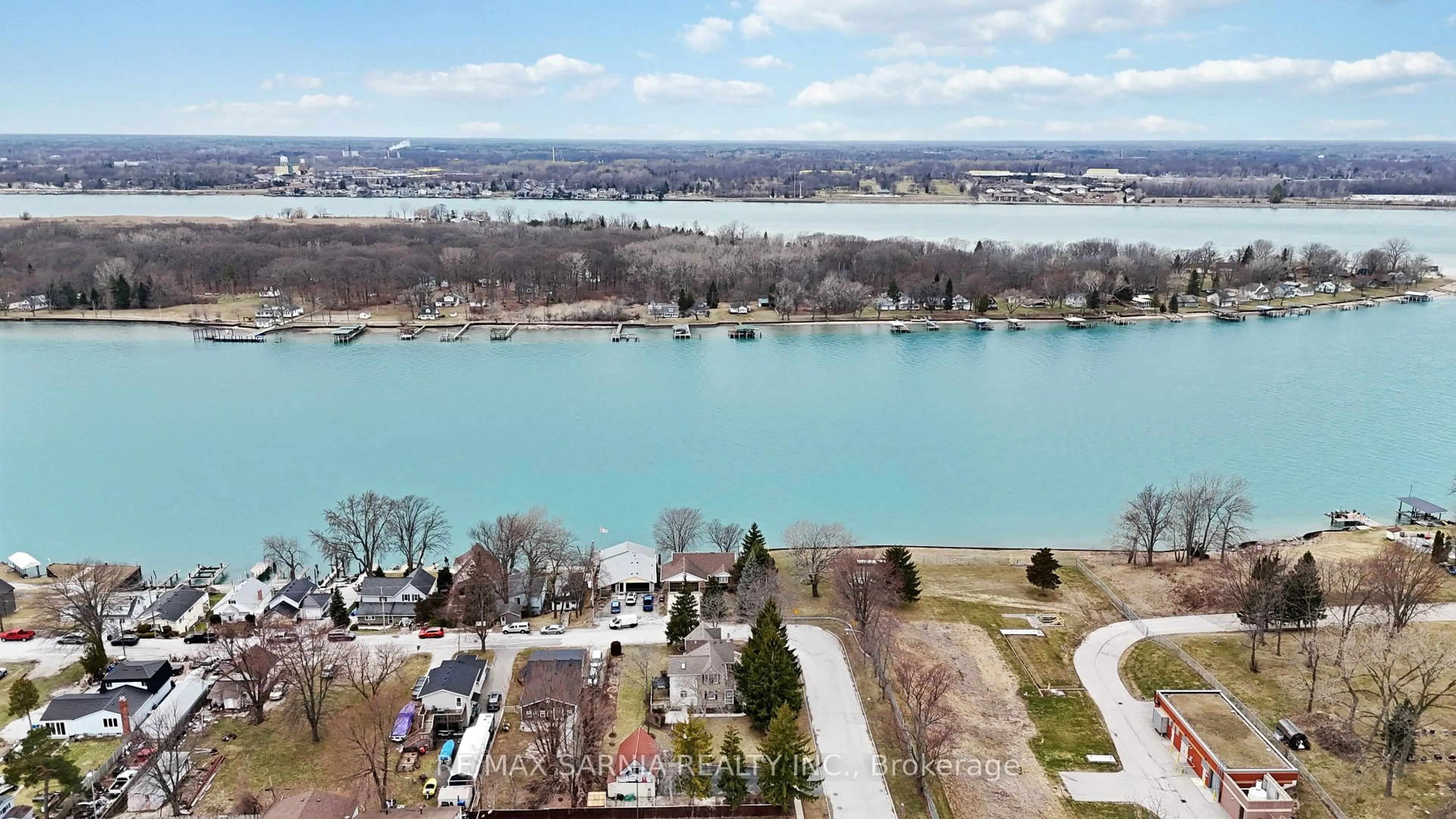 A pic from outside/outdoor area/front of a property/back of a property/a pic from drone, water/lake/river/ocean view for 173 Paget St, St. Clair Ontario N0N 1G0