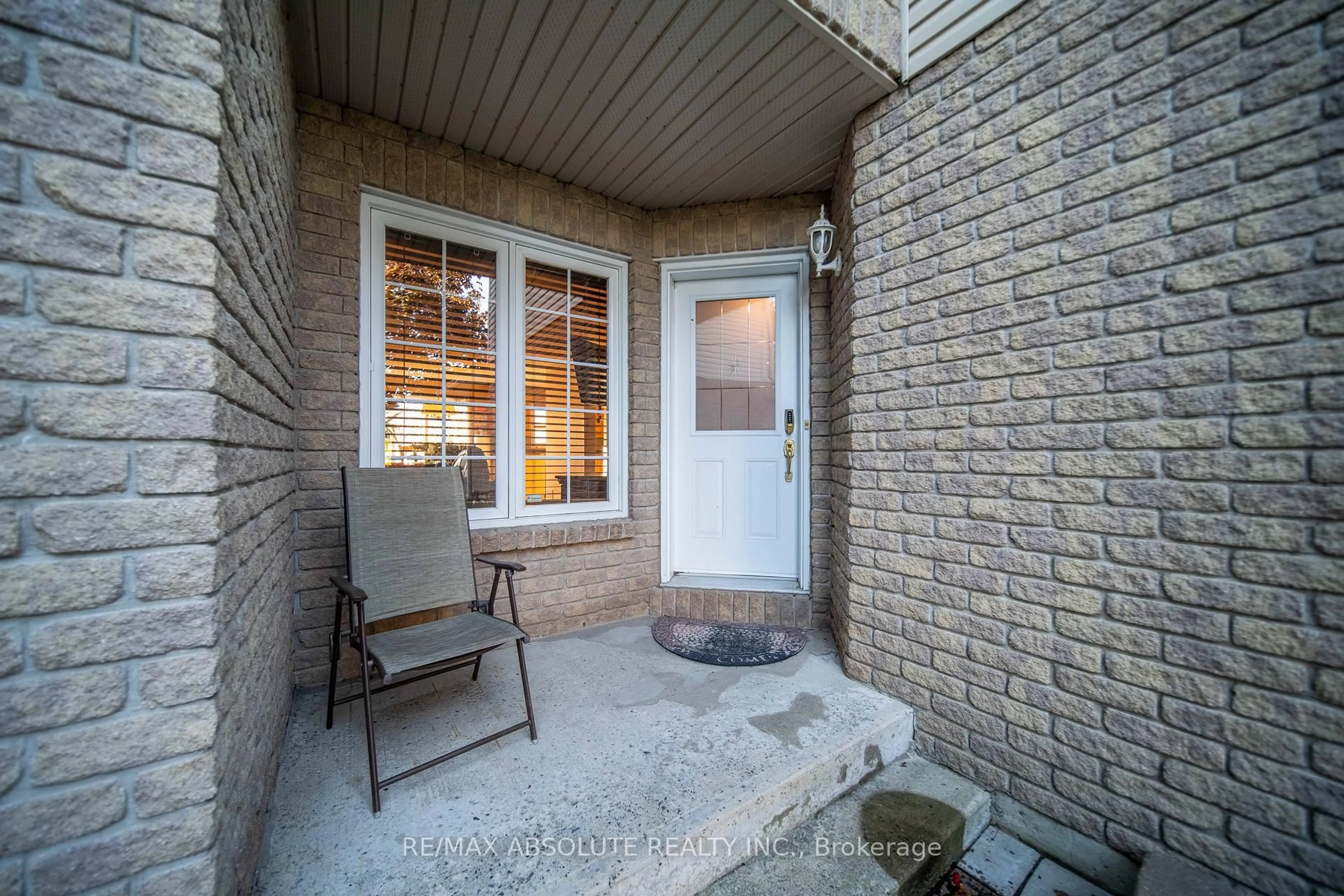 Patio, street for 40 Roger Cres, Casselman Ontario K0A 1M0