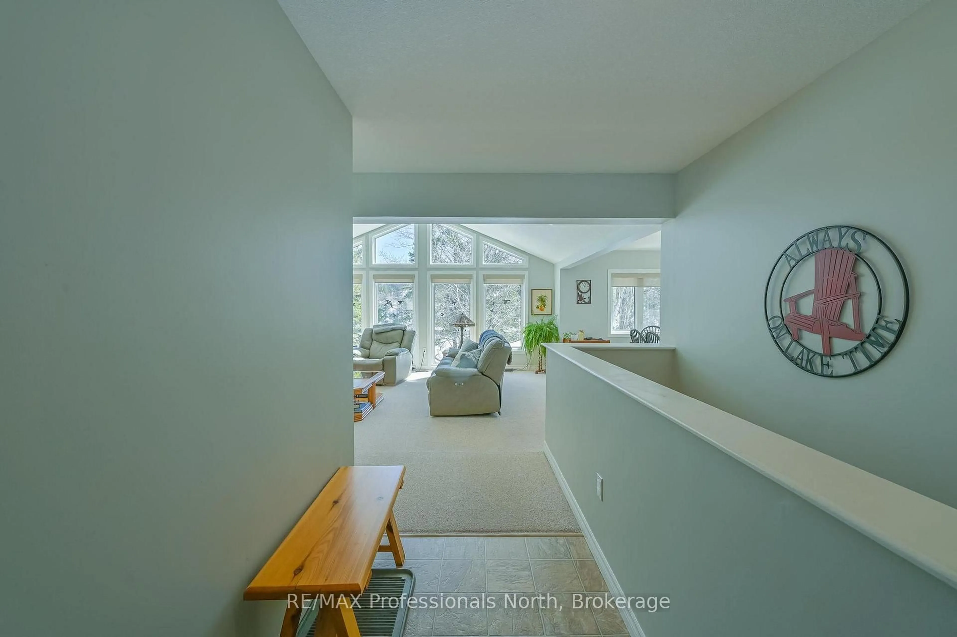 Indoor foyer for 1099 Summer Lane, Minden Hills Ontario K0M 2K0