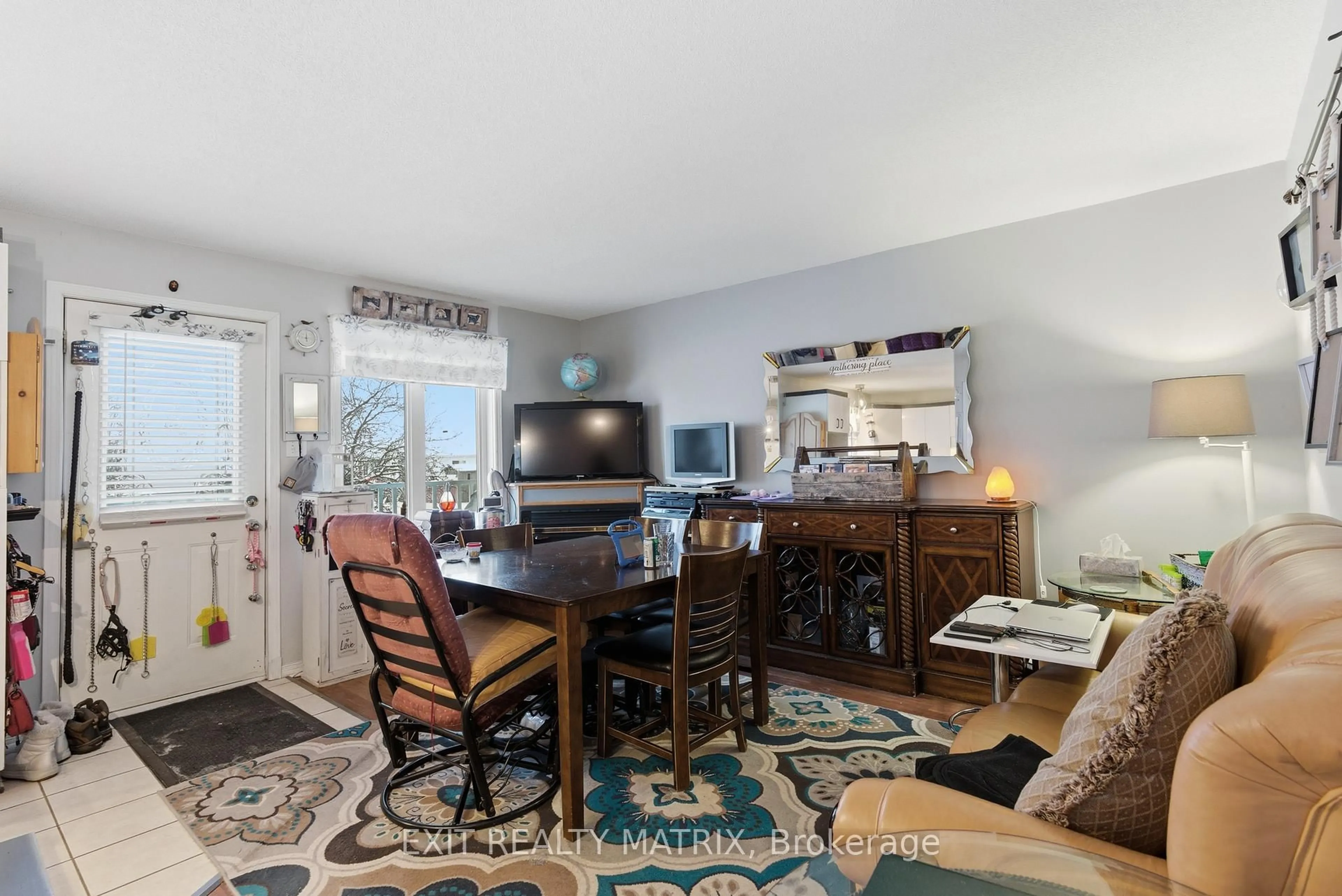 Living room with furniture, wood/laminate floor for 991 Jacynthe St, Hawkesbury Ontario K6A 3W4