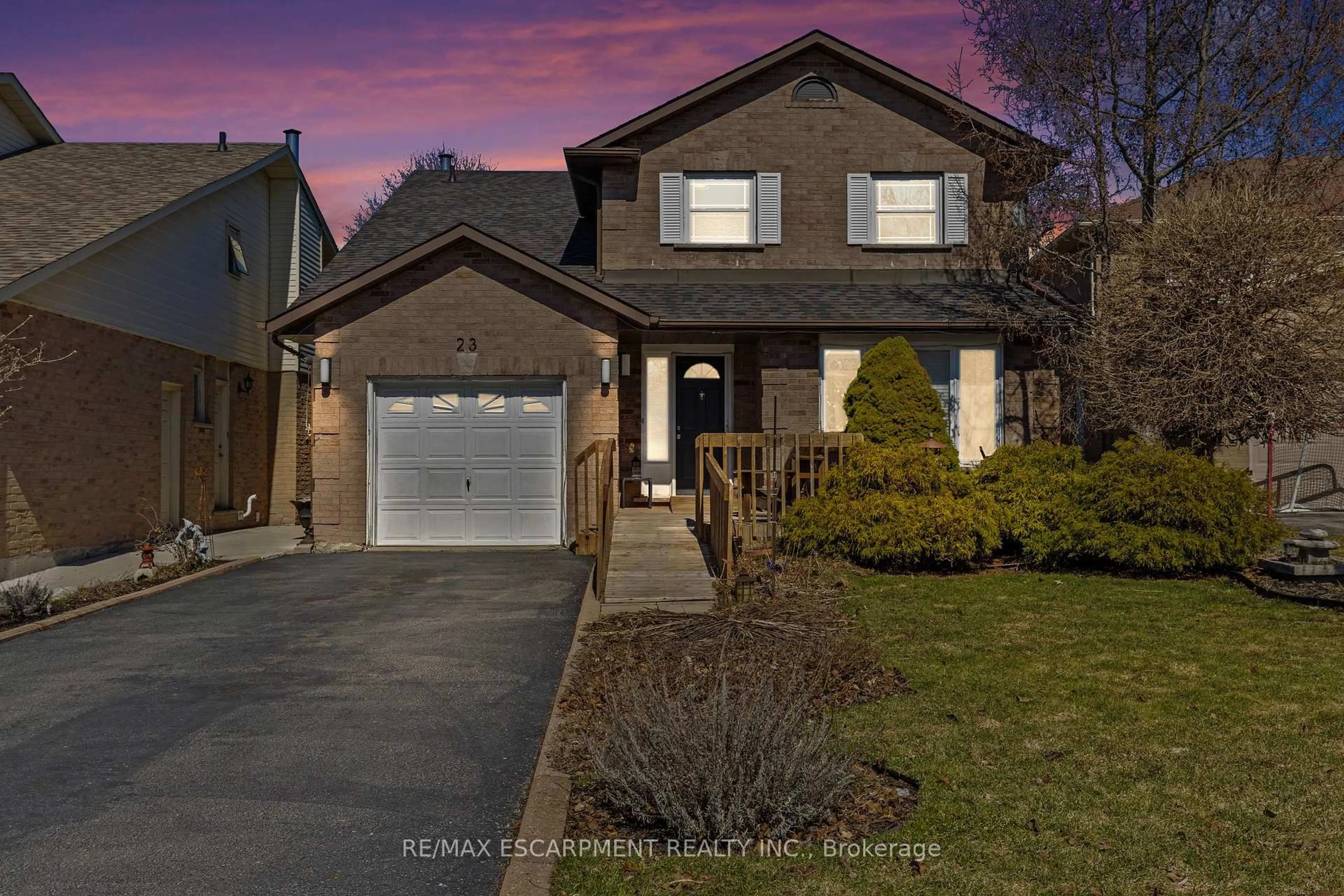 Home with brick exterior material, street for 23 Ricardo Crt, Hamilton Ontario L8W 2S1