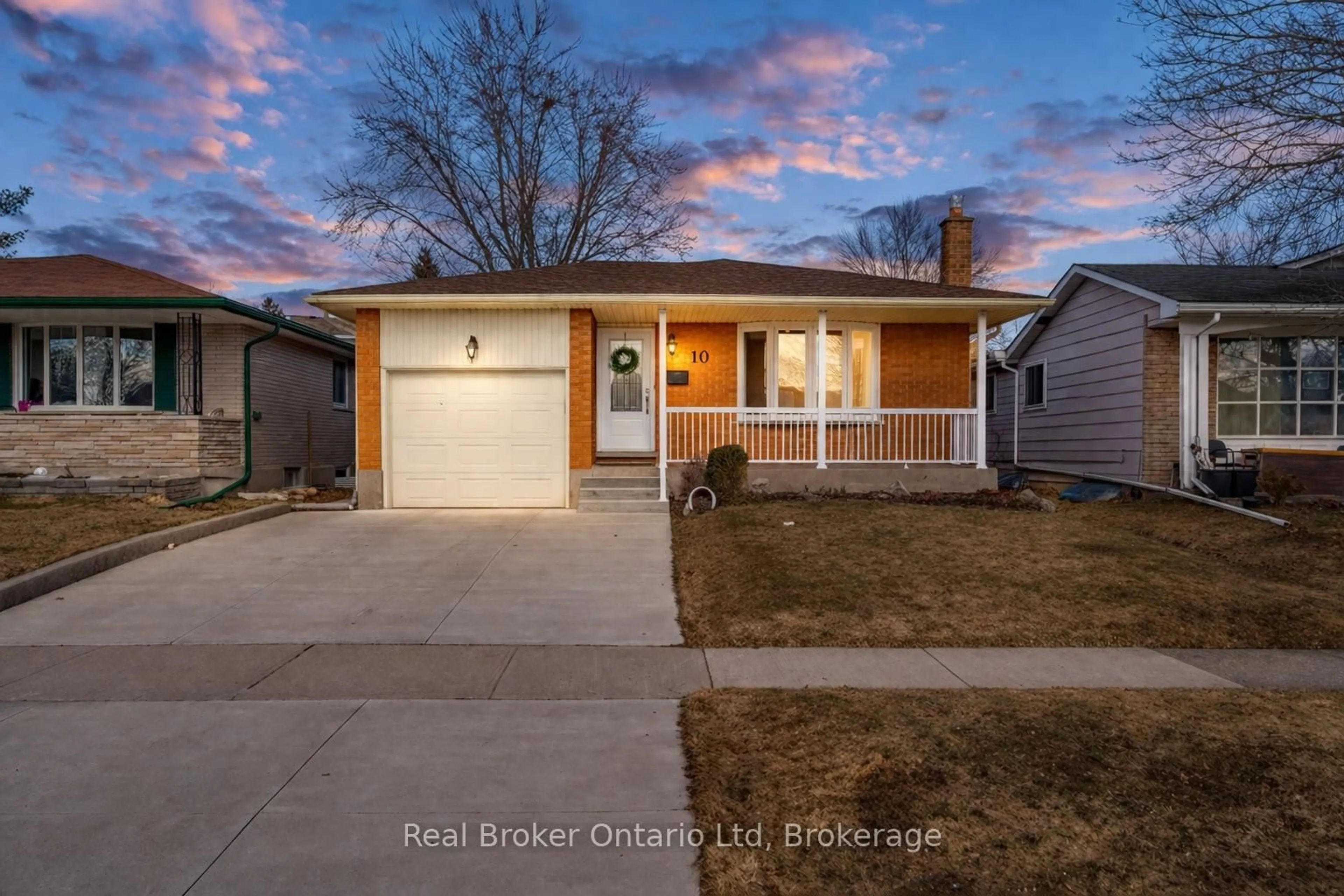 Home with brick exterior material, street for 10 Brookside Cres, Kitchener Ontario N2N 1H1