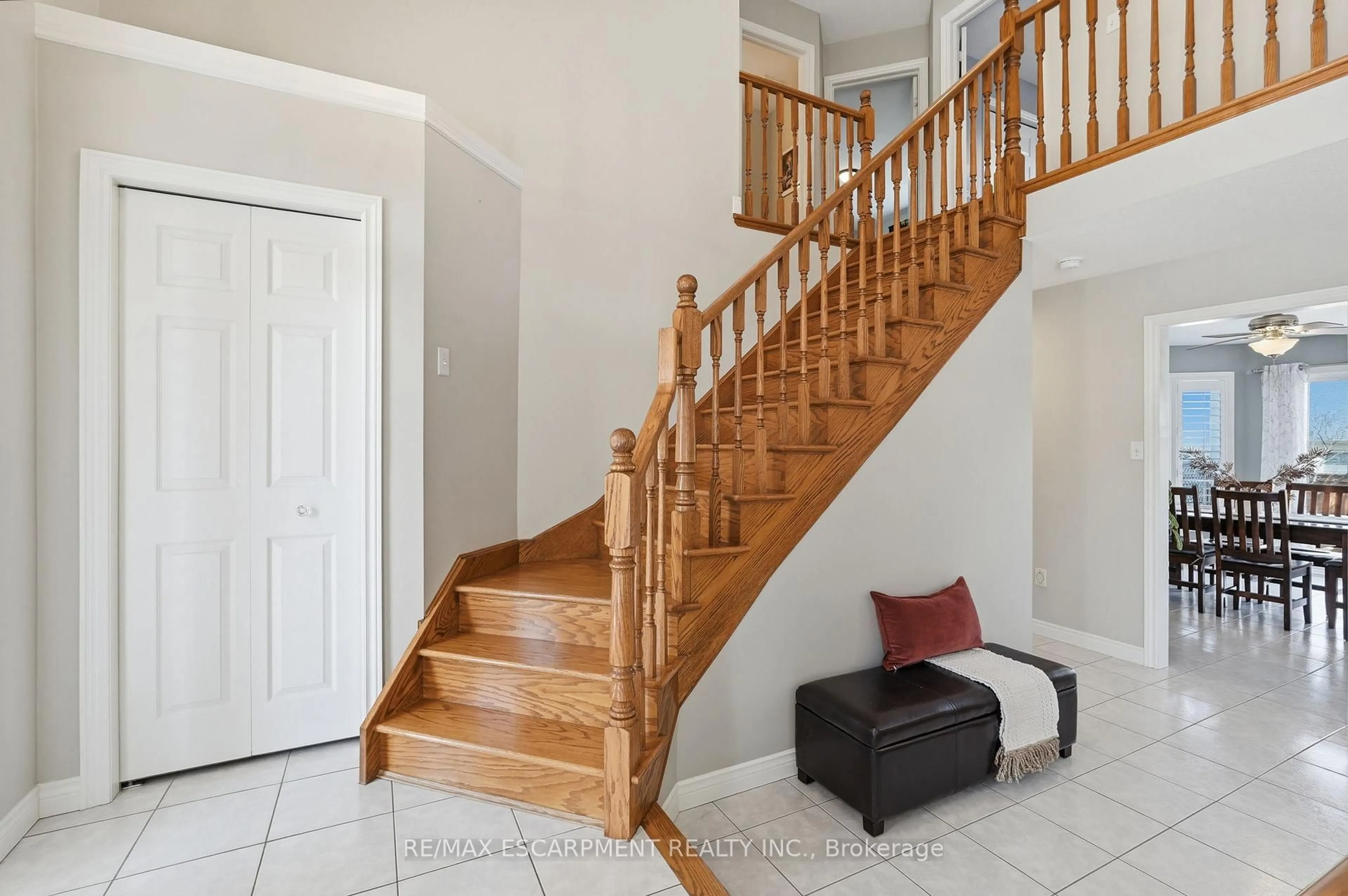 Unknown for 85 Heritage Dr, Hamilton Ontario L8G 4P5