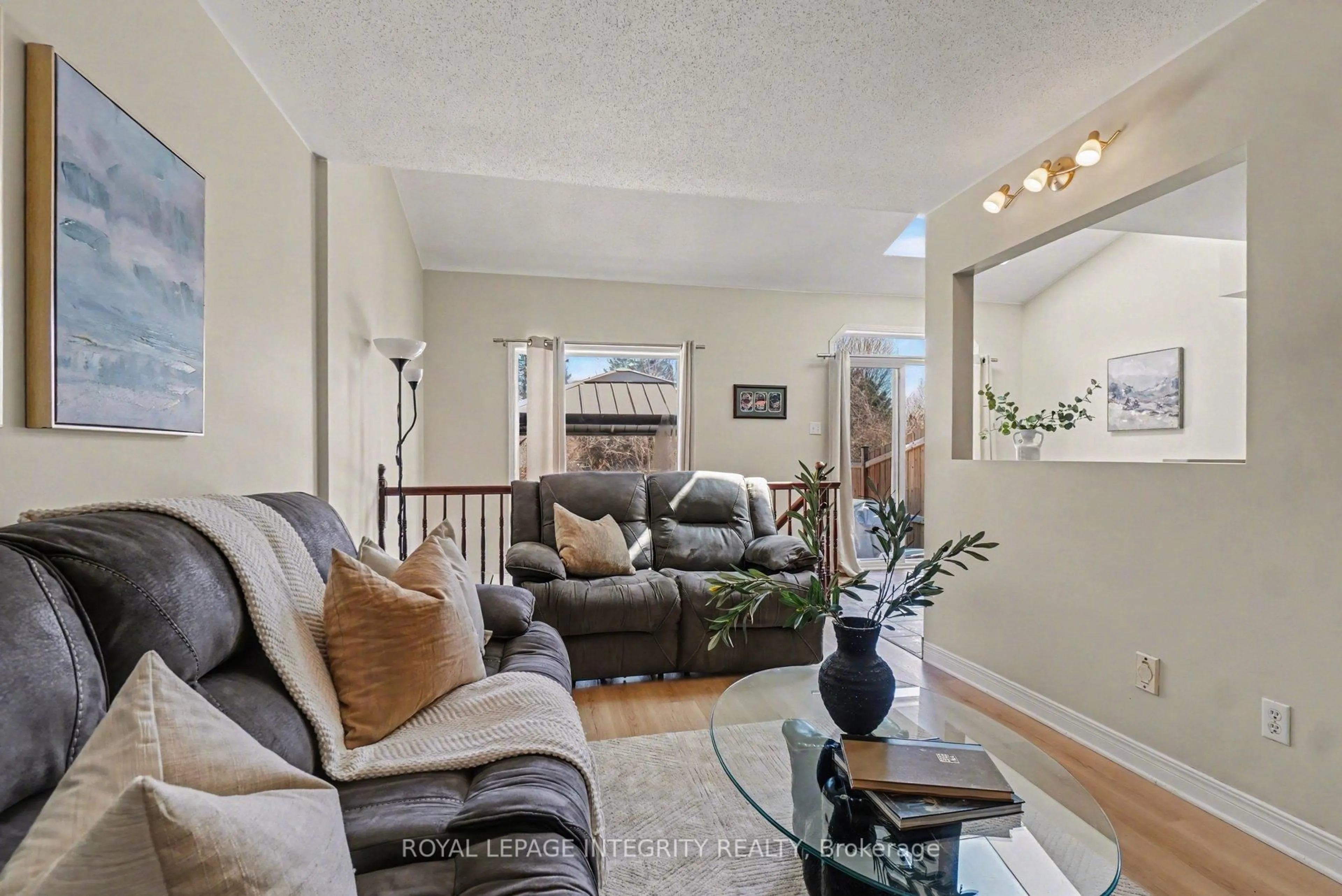 Living room with furniture, unknown for 52 Blackdome Cres, Ottawa Ontario K2T 1A9