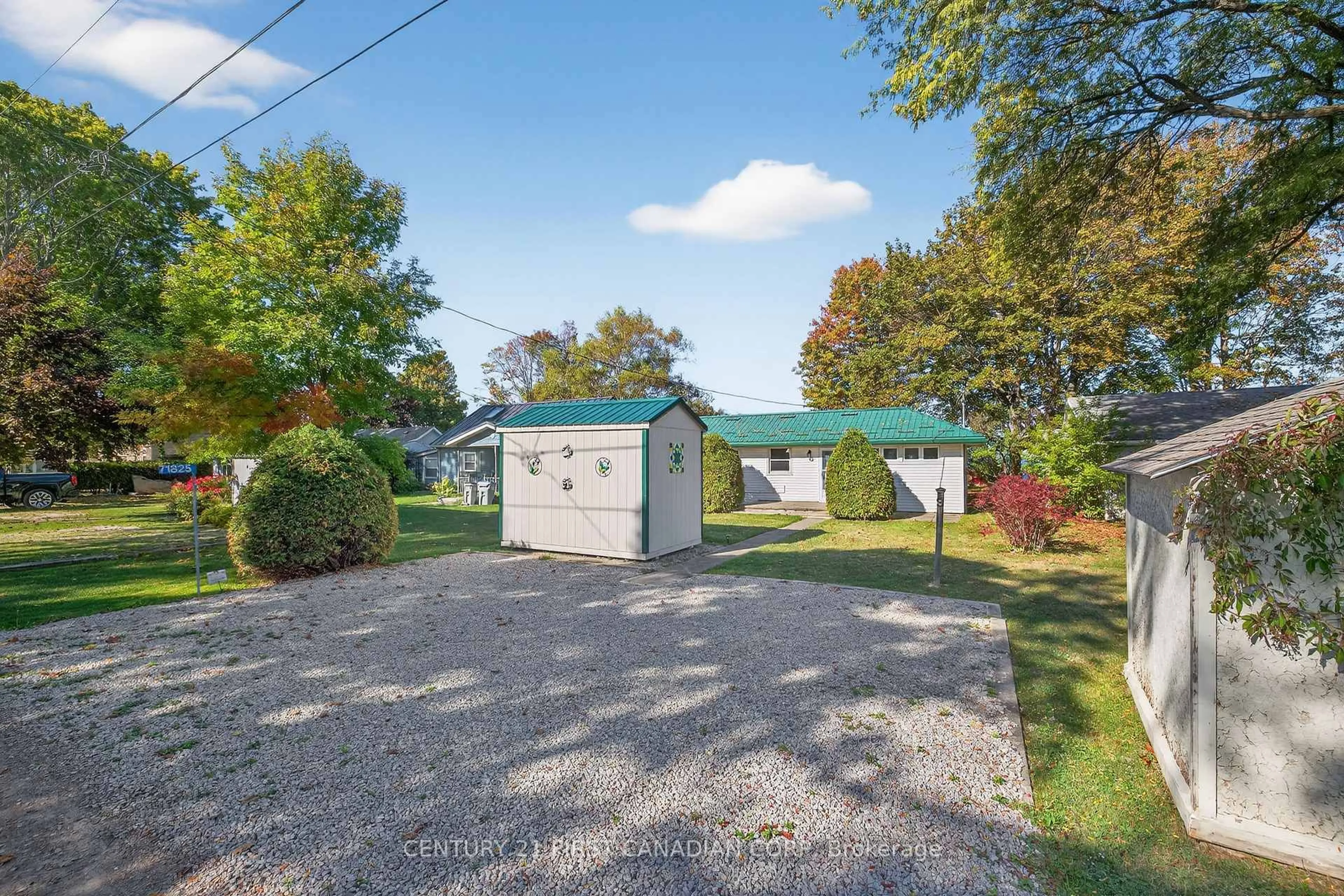 Unknown for 71825 Sunview Ave, Bluewater Ontario N0M 1N0