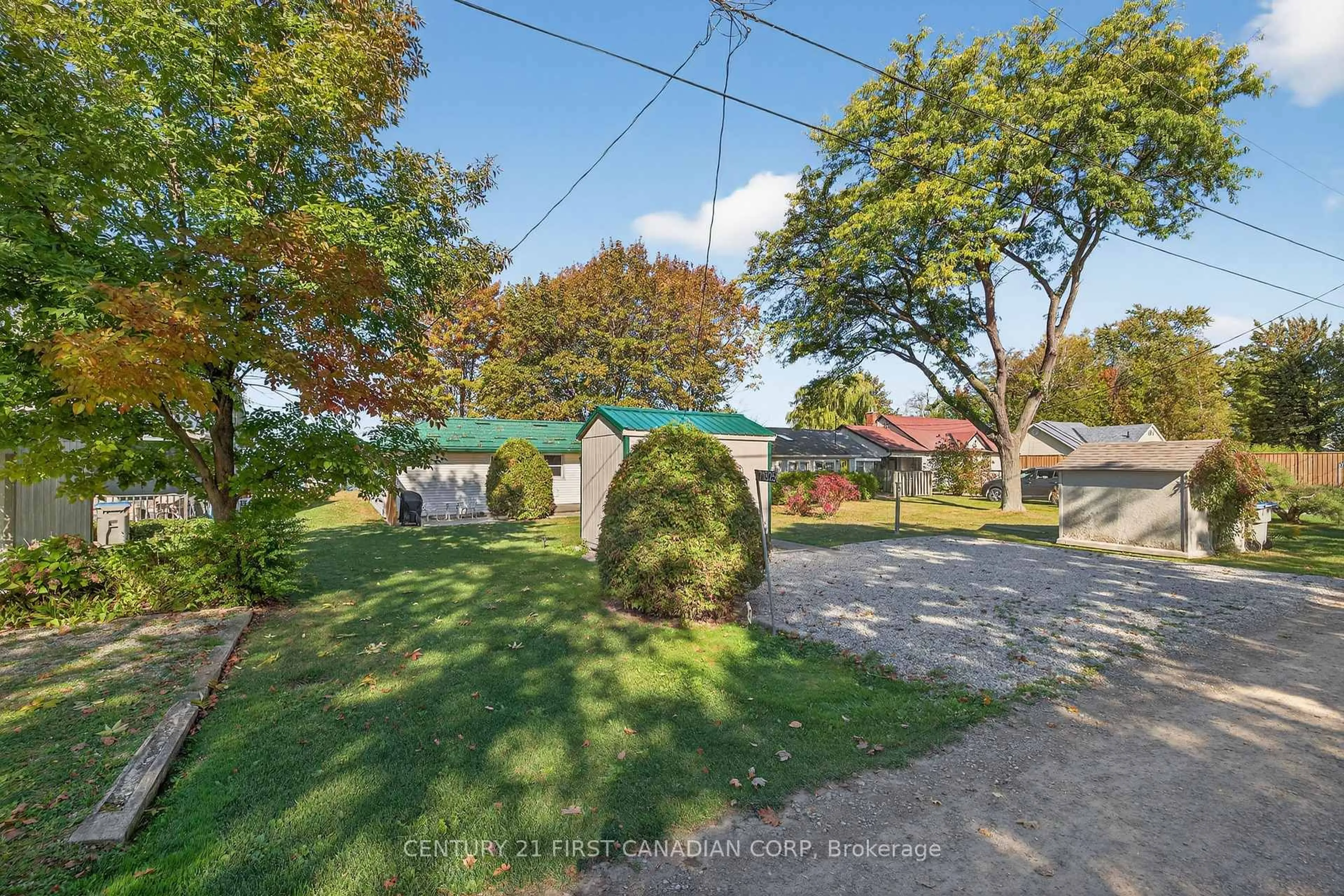 A pic from outside/outdoor area/front of a property/back of a property/a pic from drone, street for 71825 Sunview Ave, Bluewater Ontario N0M 1N0