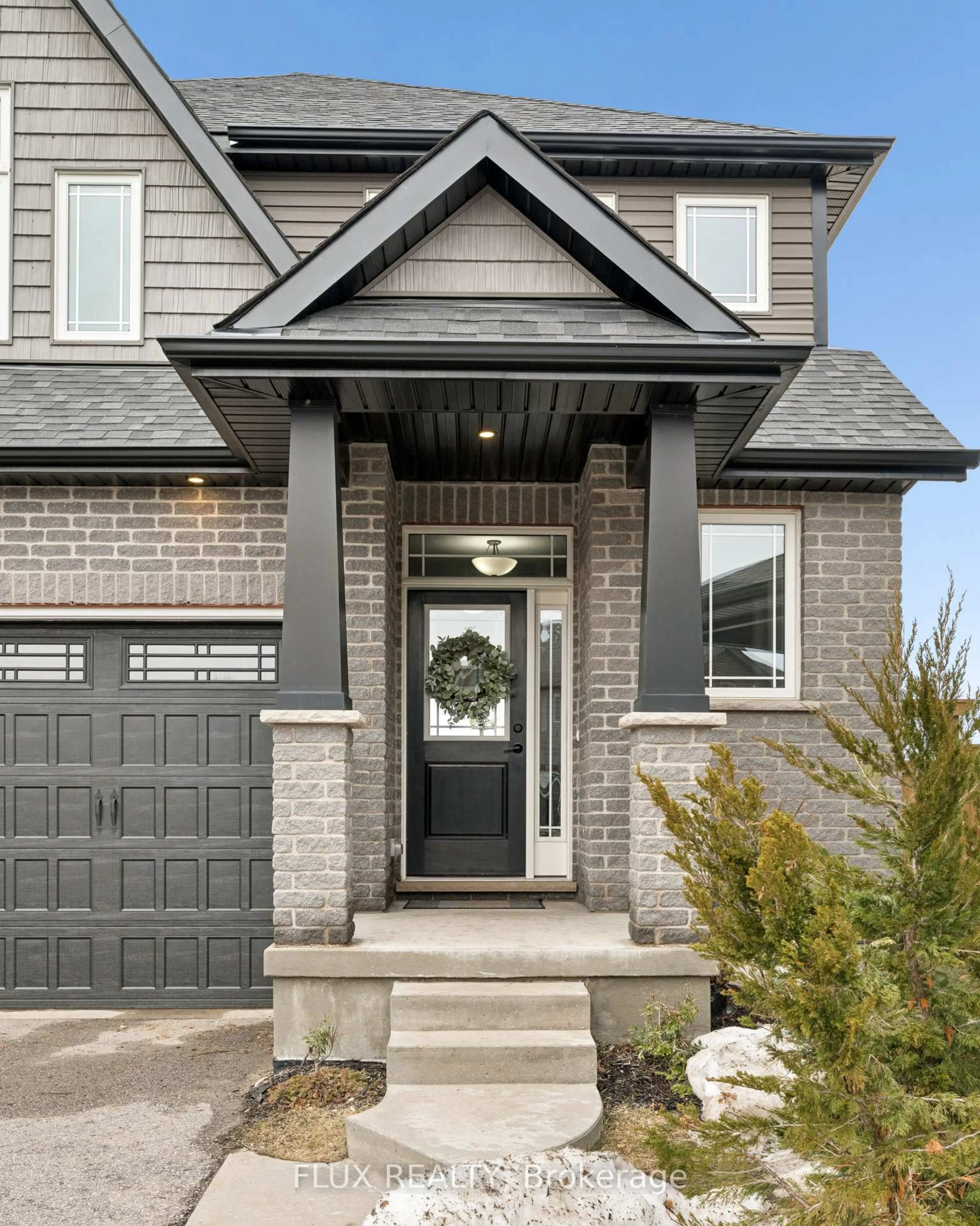 Home with brick exterior material, street for 10 Sparrow Cres, East Luther Grand Valley Ontario L9W 0R7