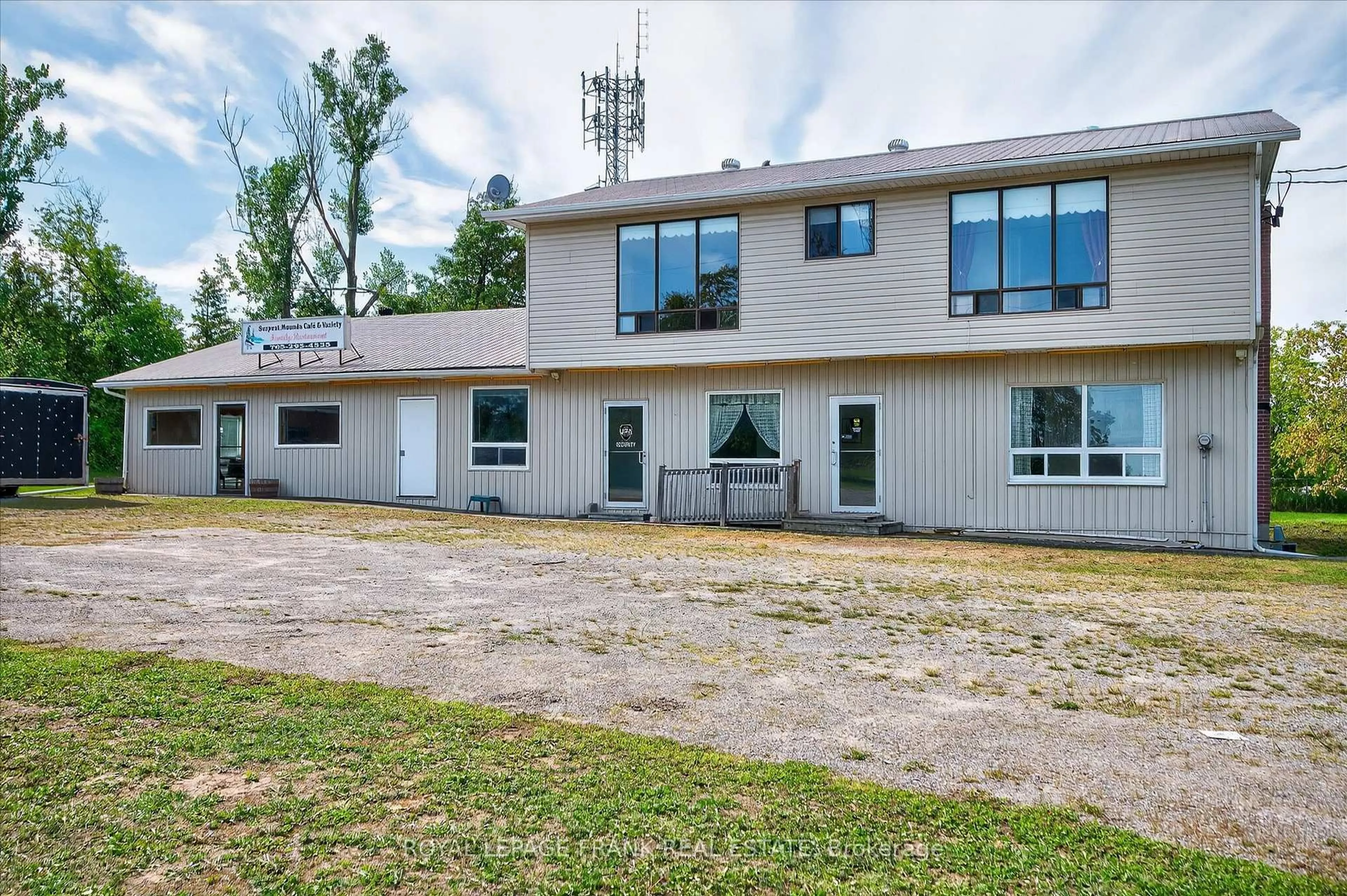 Unknown for 680 Serpent Mounds Rd, Otonabee-South Monaghan Ontario K0L 2G0