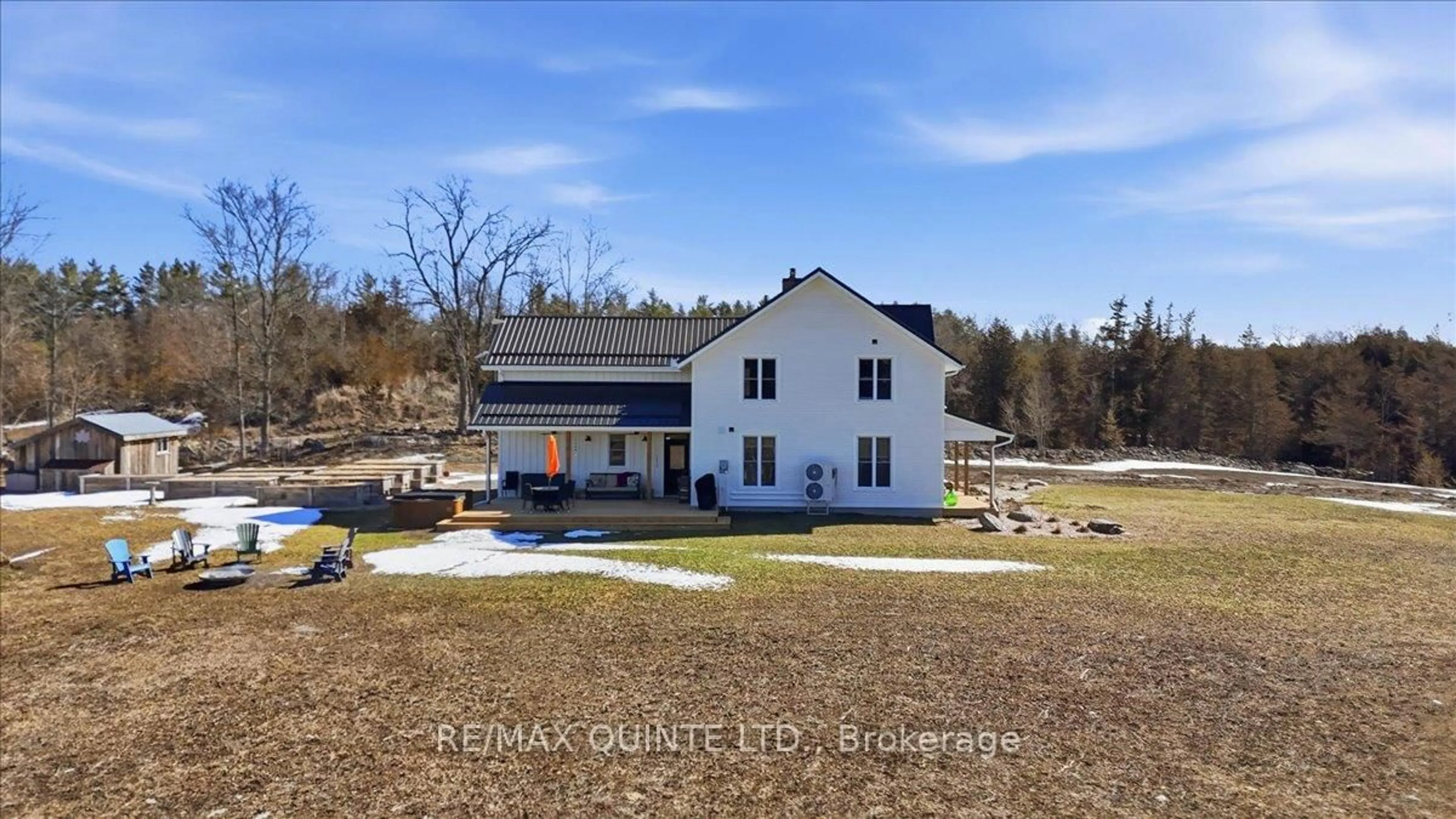 A pic from outside/outdoor area/front of a property/back of a property/a pic from drone, building for 267 Maple Sugar Rd, Shannonville Ontario K0K 3A0