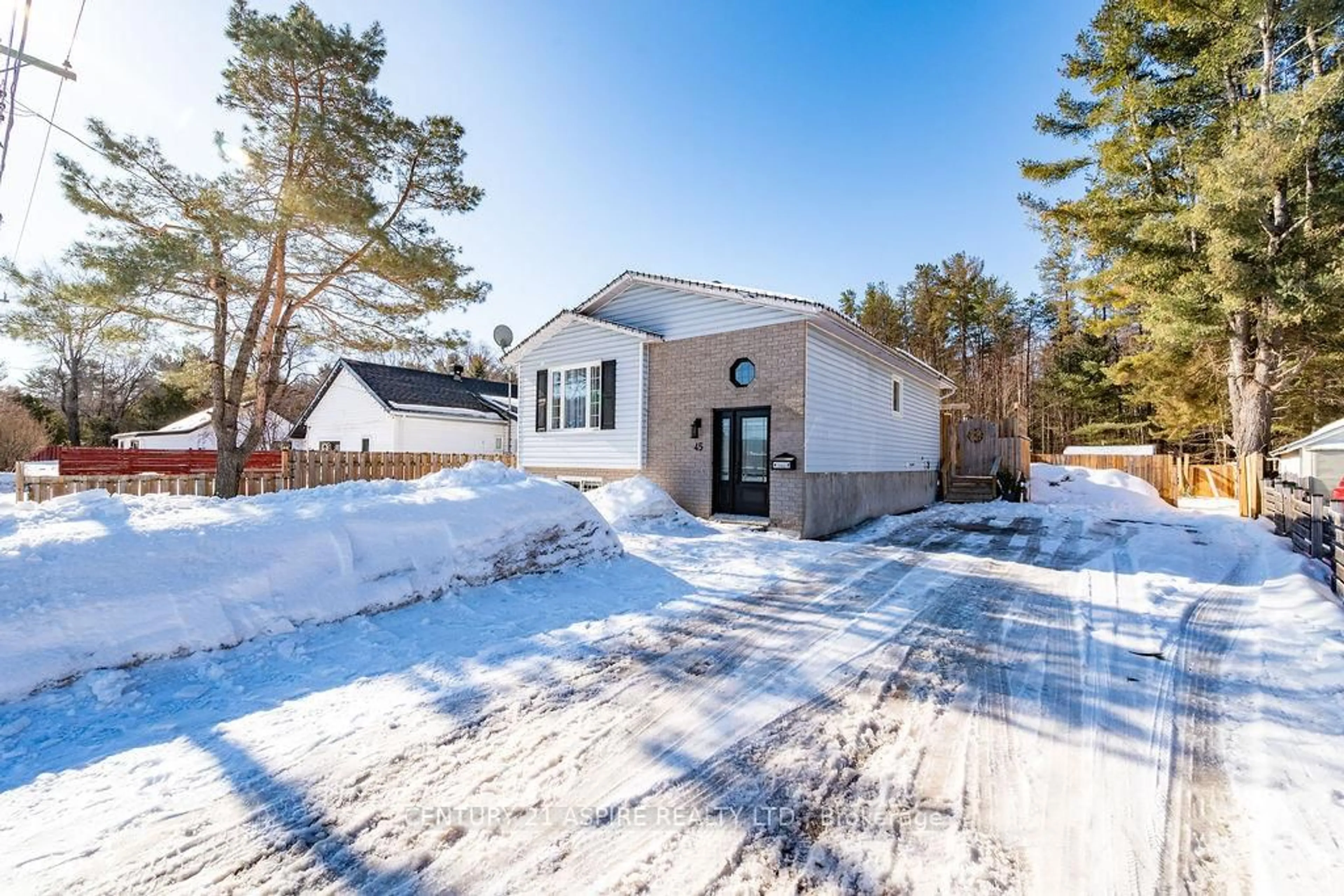 Unknown for 45 Brumm Rd, Petawawa Ontario K8A 7G6