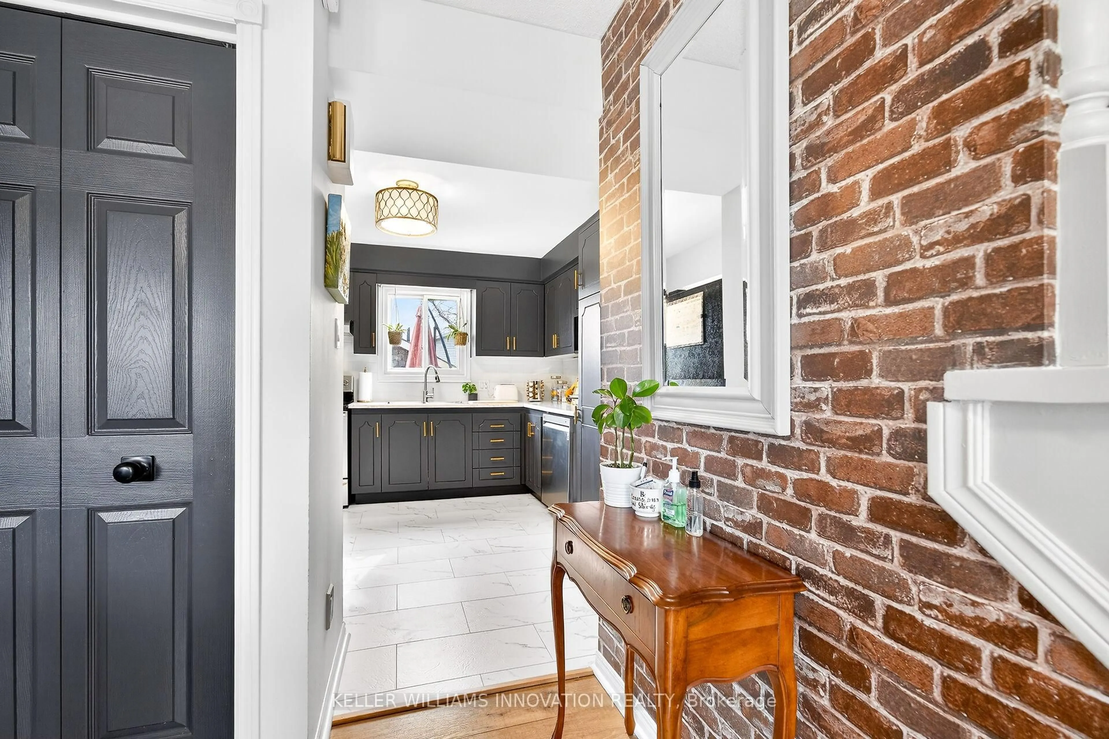 Unknown for 19 Grand Ave, Grimsby Ontario L3M 2R6