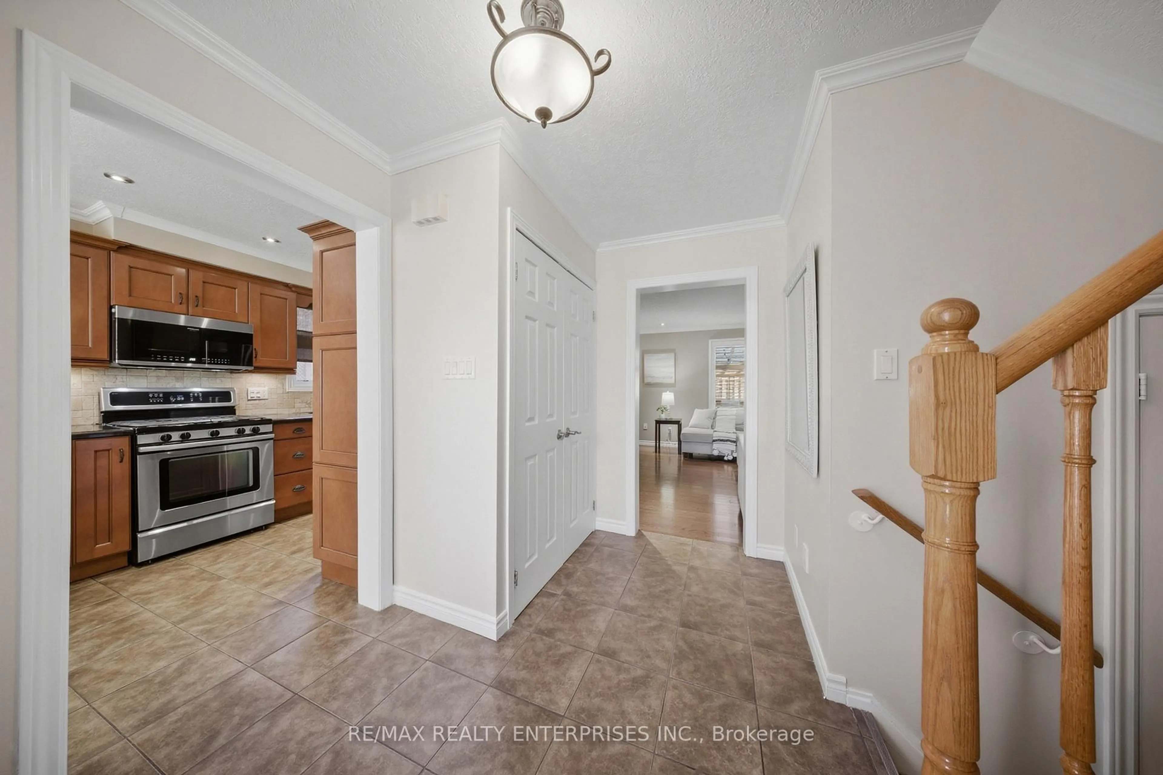 Unknown for 23 Cowan Blvd, Cambridge Ontario N1T 1E5