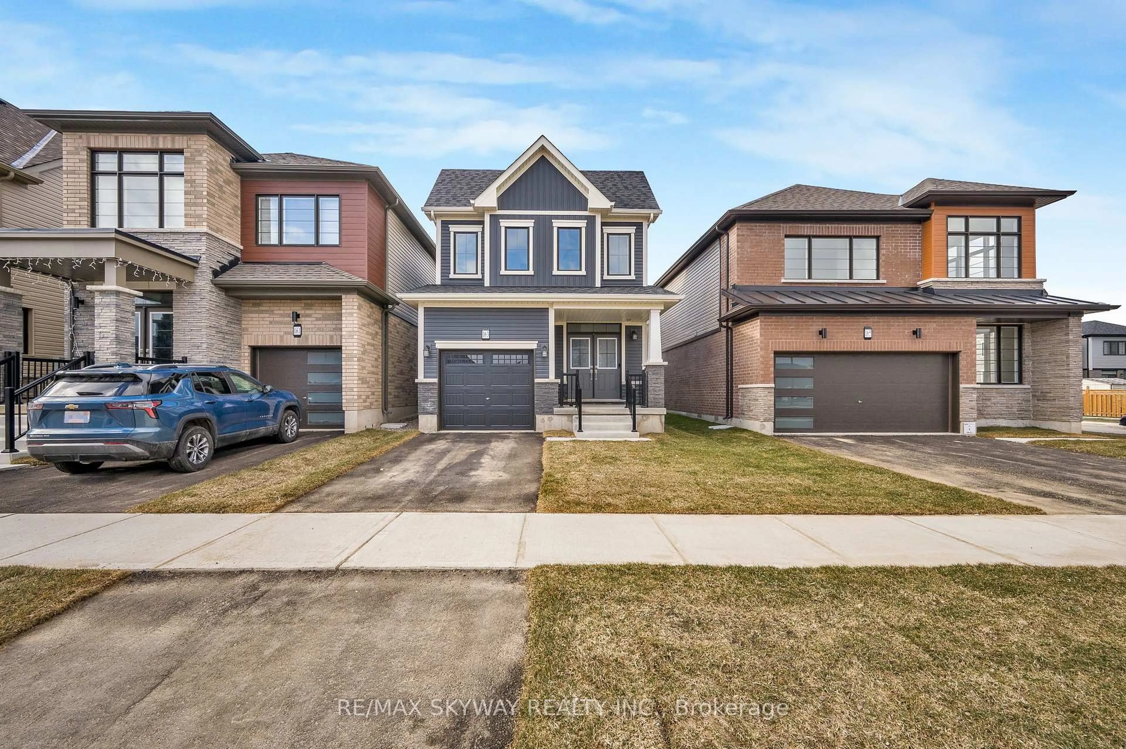 Home with brick exterior material, street for 163 Wilmot Rd, Brantford Ontario N3T 0W5